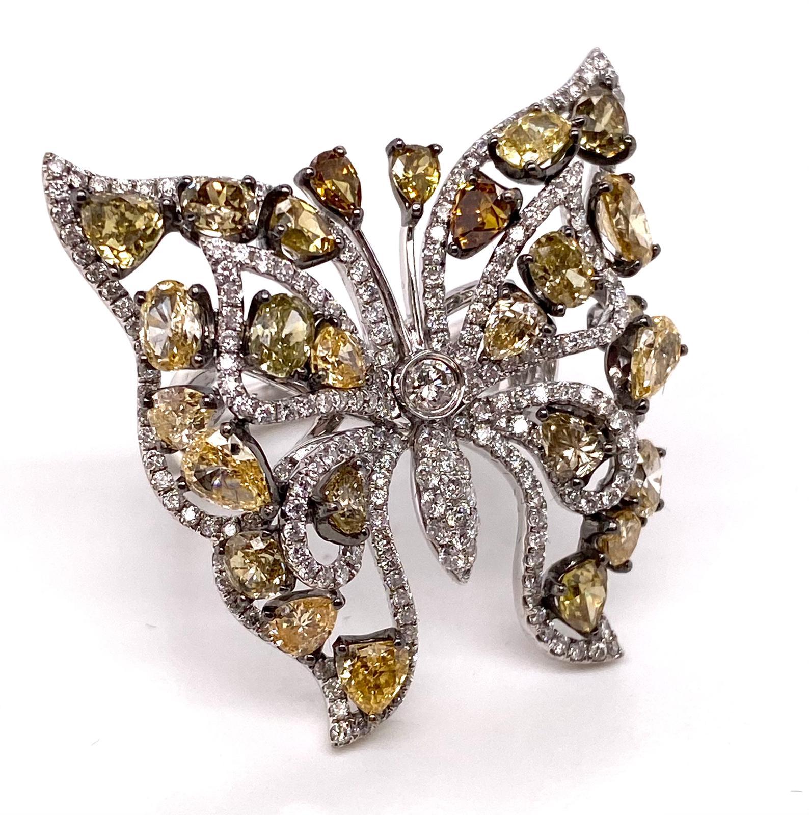 Contemporary Ethonica Fancy Yellow Diamond Butterfly Ring in 18 Karat Gold For Sale