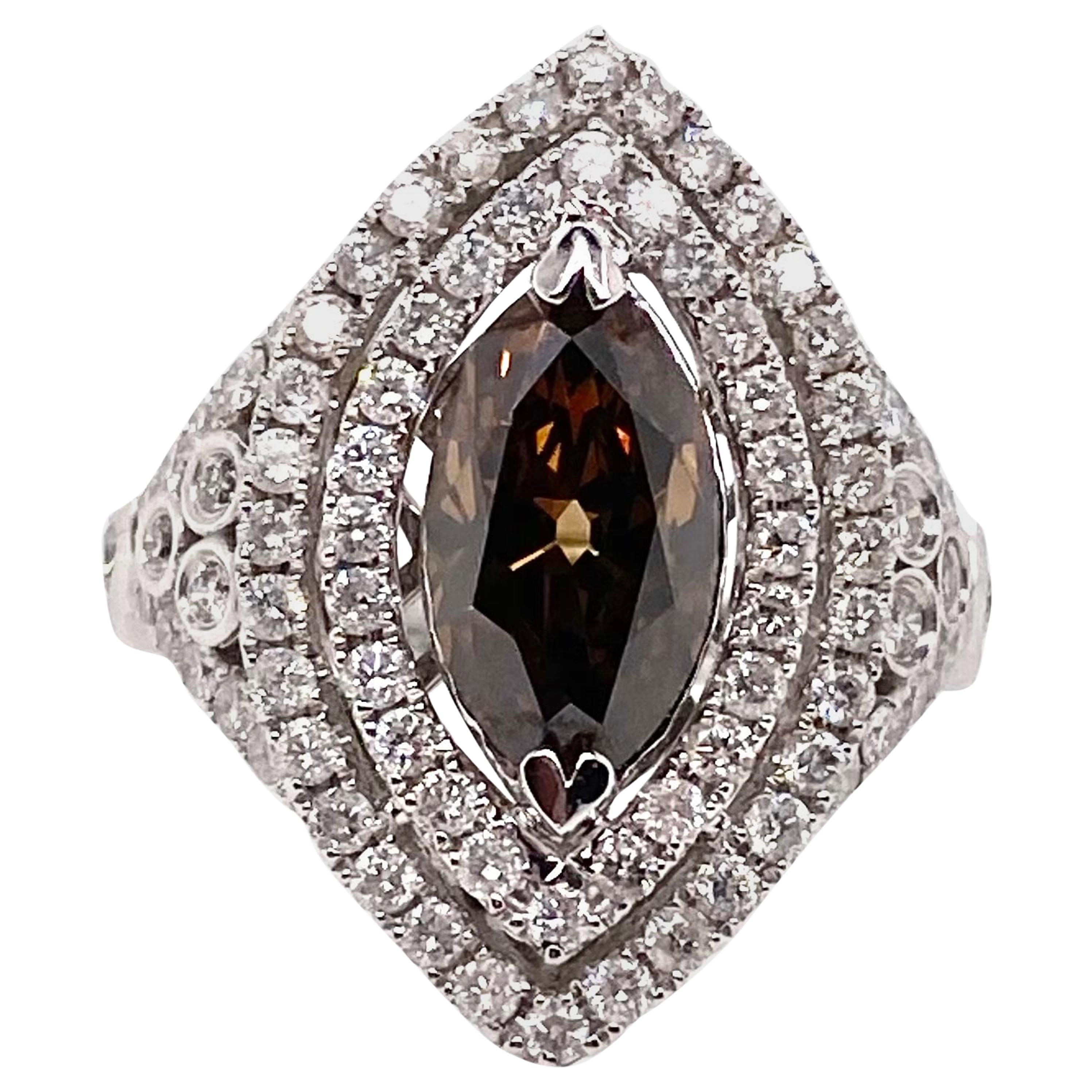 Ethonica Bague rare en or 14 carats avec diamant ovale brun fantaisie certifié GIA en vente