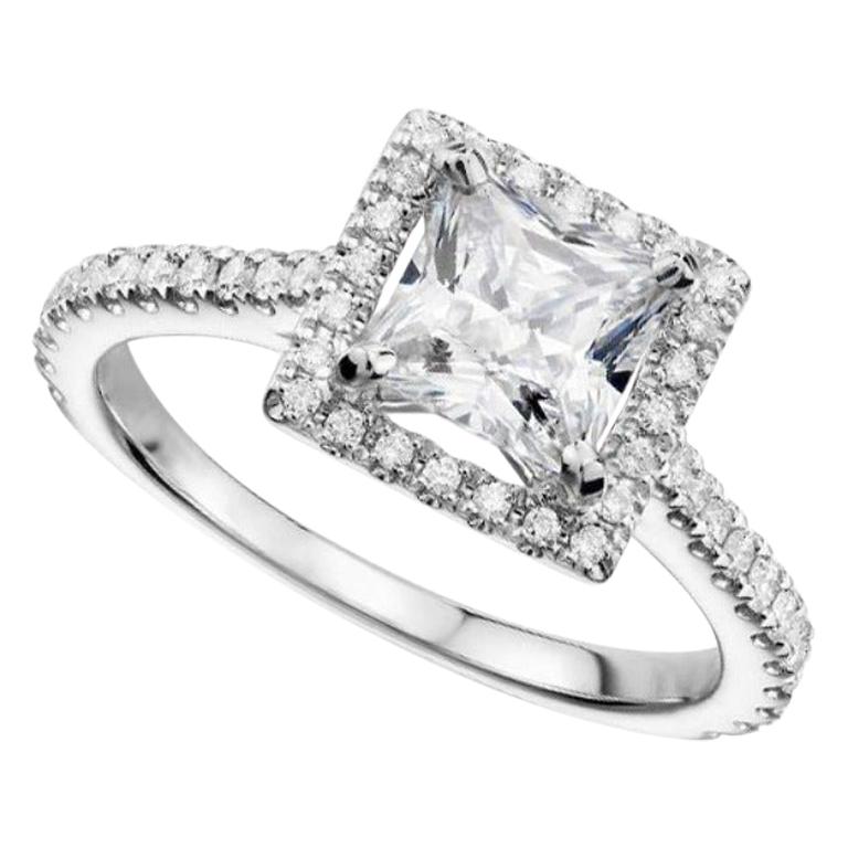 Ethonica Prinzessinnenschliff Halo Diamant Verlobungsring aus 14 Karat Gold im Angebot