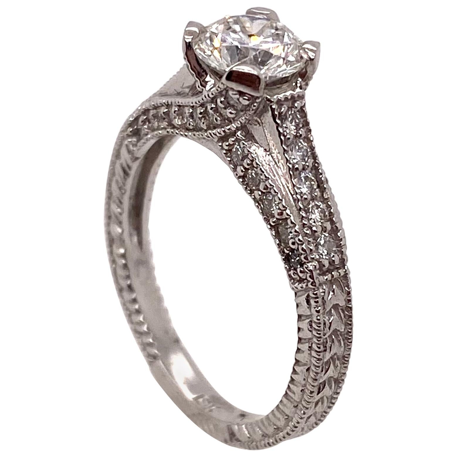 Ethonica Solitaire Diamond Ring in 18 Karat Gold