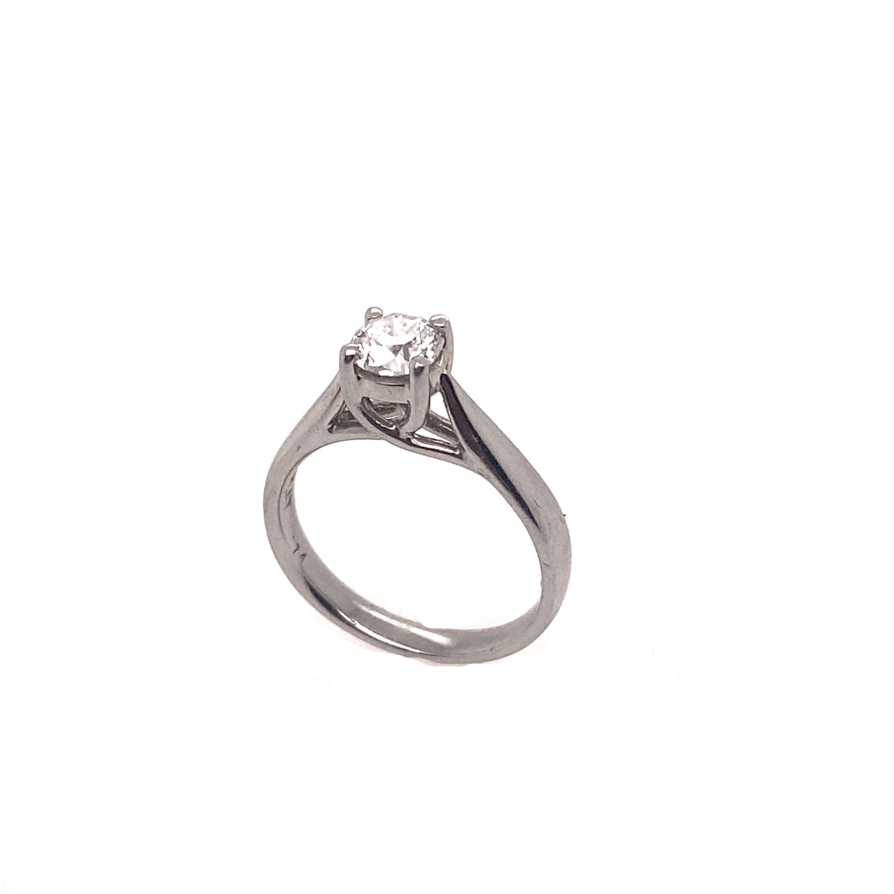 0.75 carat brilliant round diamond is mounted in the platinum ring. Simple setting and simple look. It is perfect for who like the simple look and stay classy.  

Center Diamond Weight: 0.75 carat
Center Diamond Shape: Brilliant Round
Center Diamond