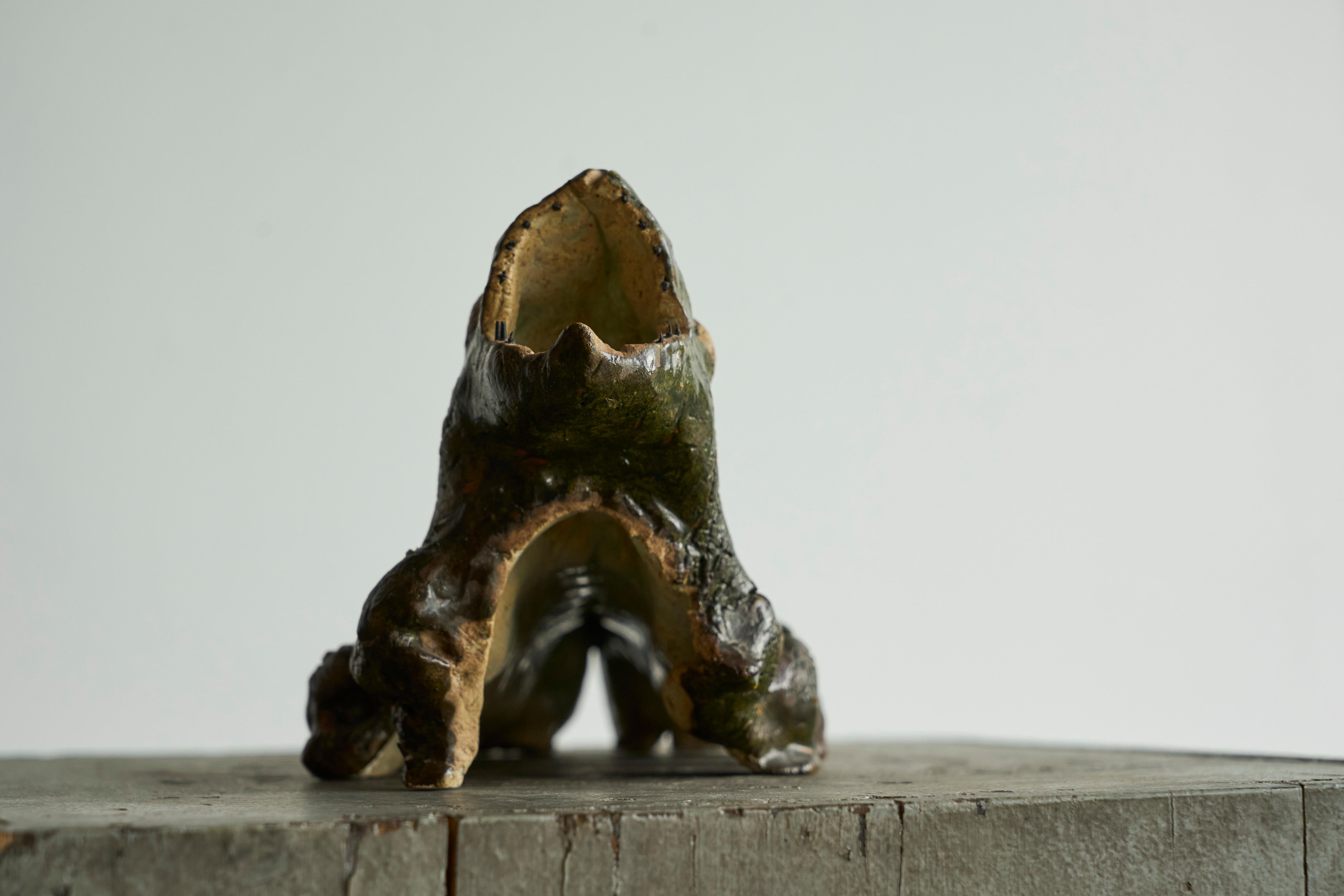 Fatto a mano Studio Etie Van Rees Studio Pottery Creatura Fantastica Metà del XX Secolo in vendita