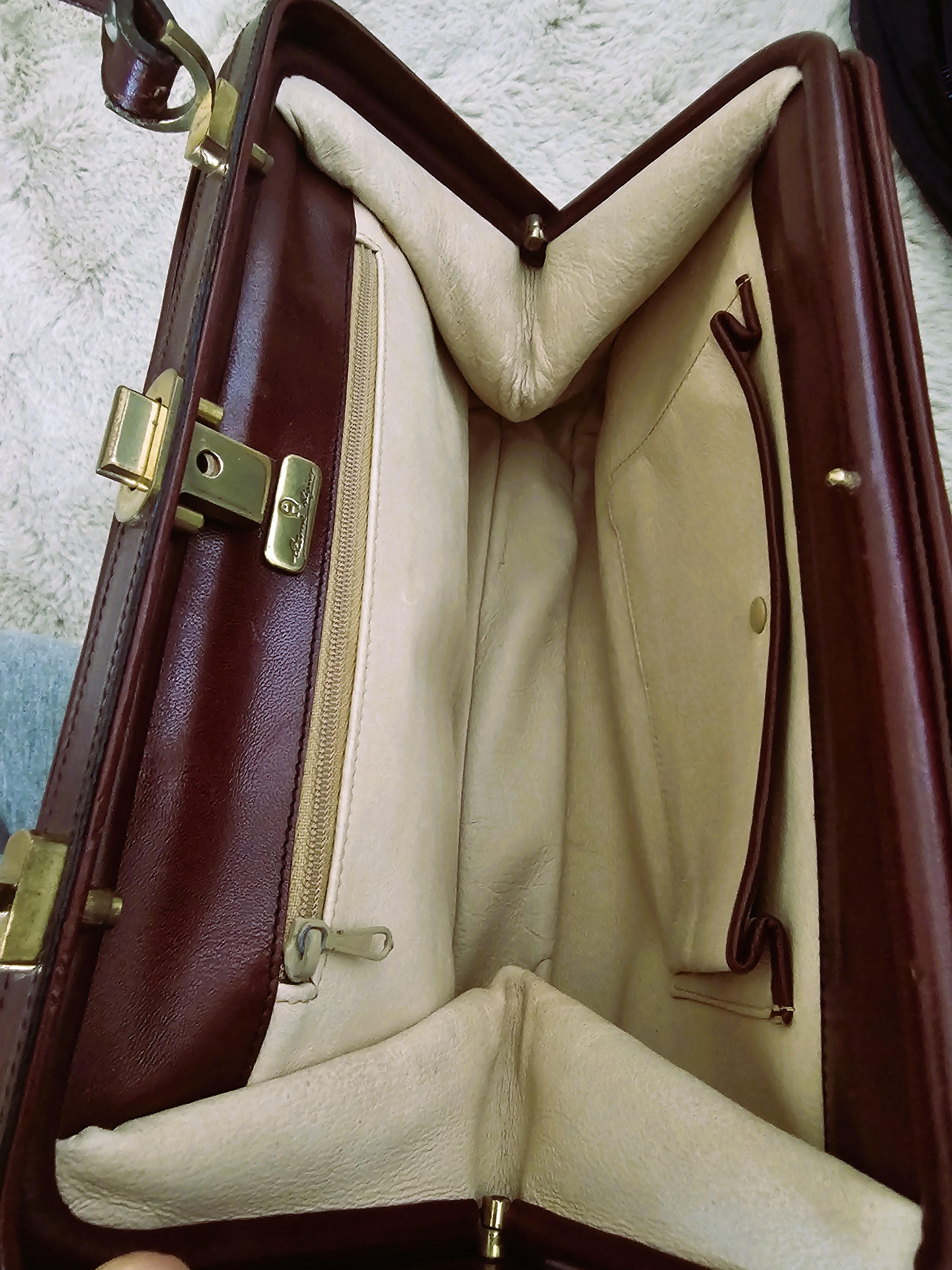 Etienne Aigner Tasche Vintage 80s Rot Braun Leder im Angebot 3