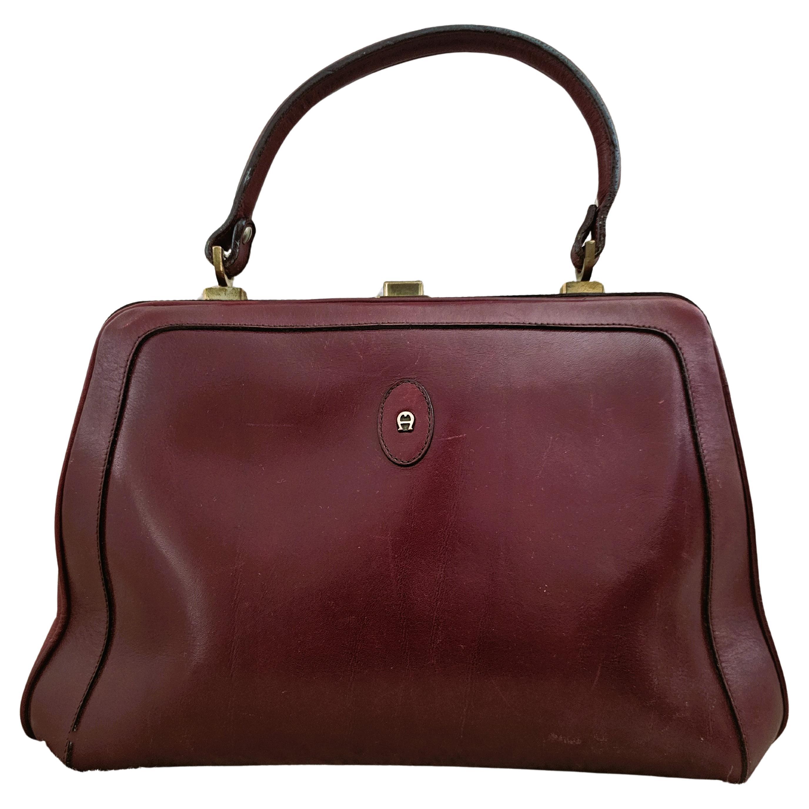 Etienne Aigner Tasche Vintage 80s Rot Braun Leder im Angebot