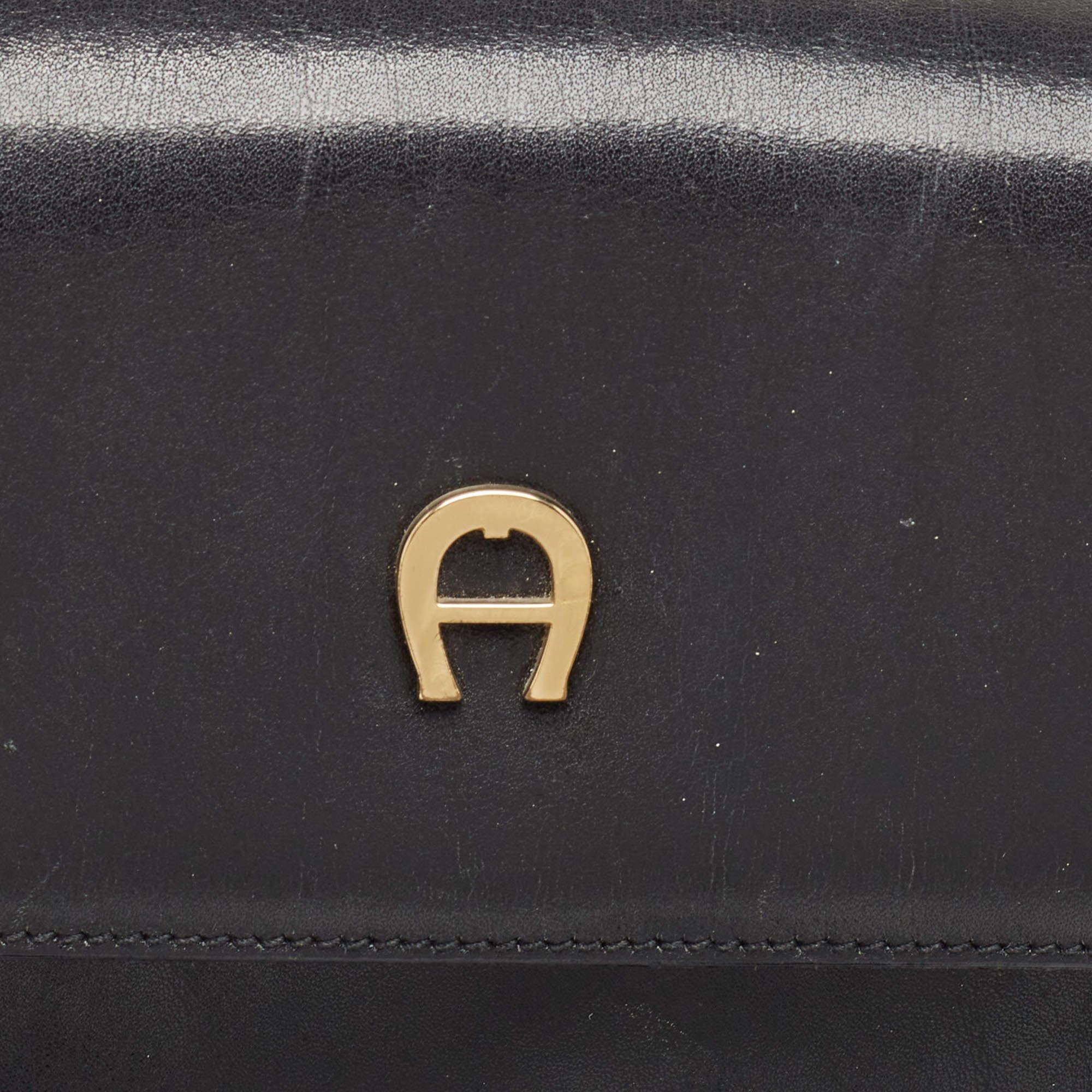 Etienne Aigner Black Glossy Leather Shoulder Bag 1