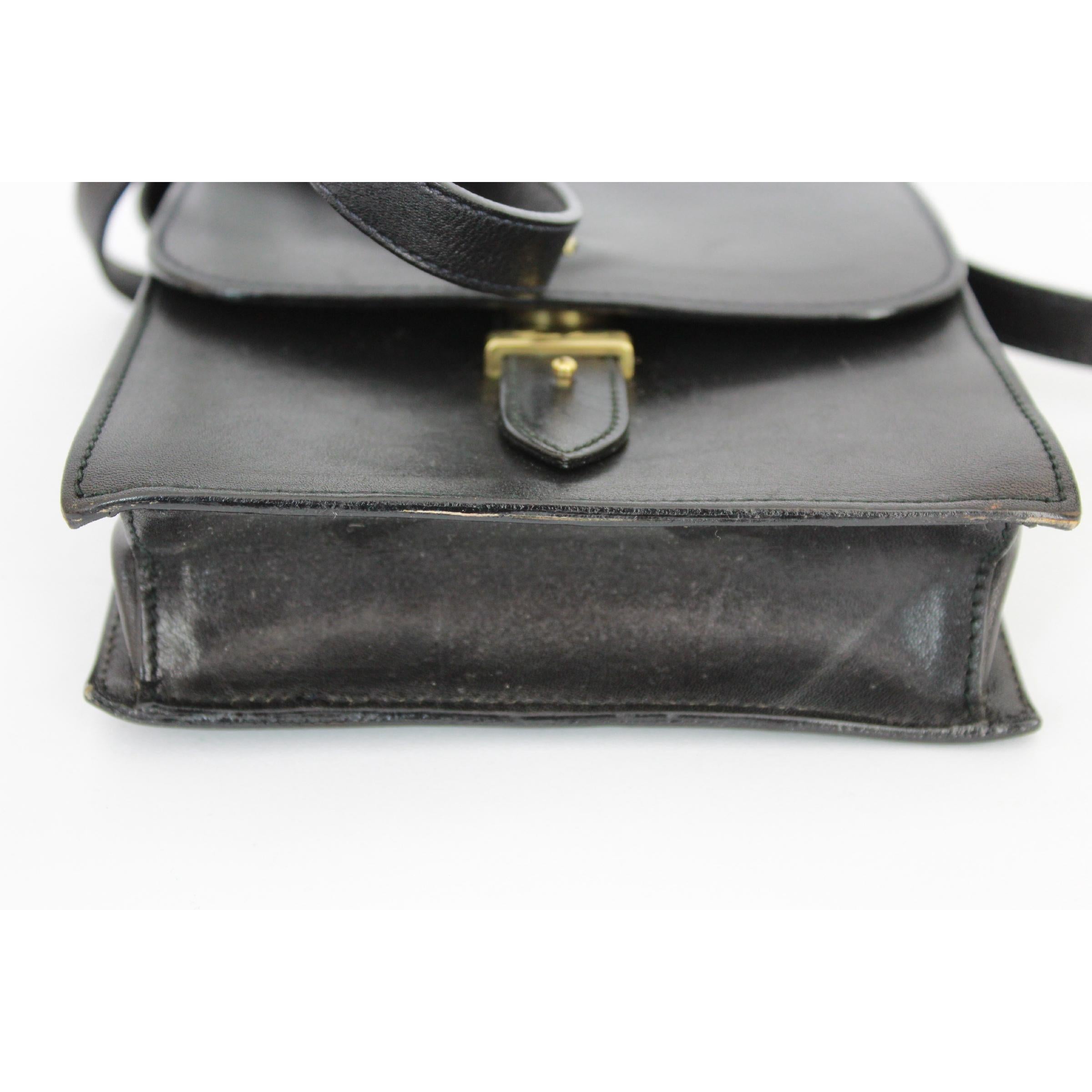 Etienne Aigner Leather Black Shoulder Bag In Excellent Condition In Brindisi, Bt
