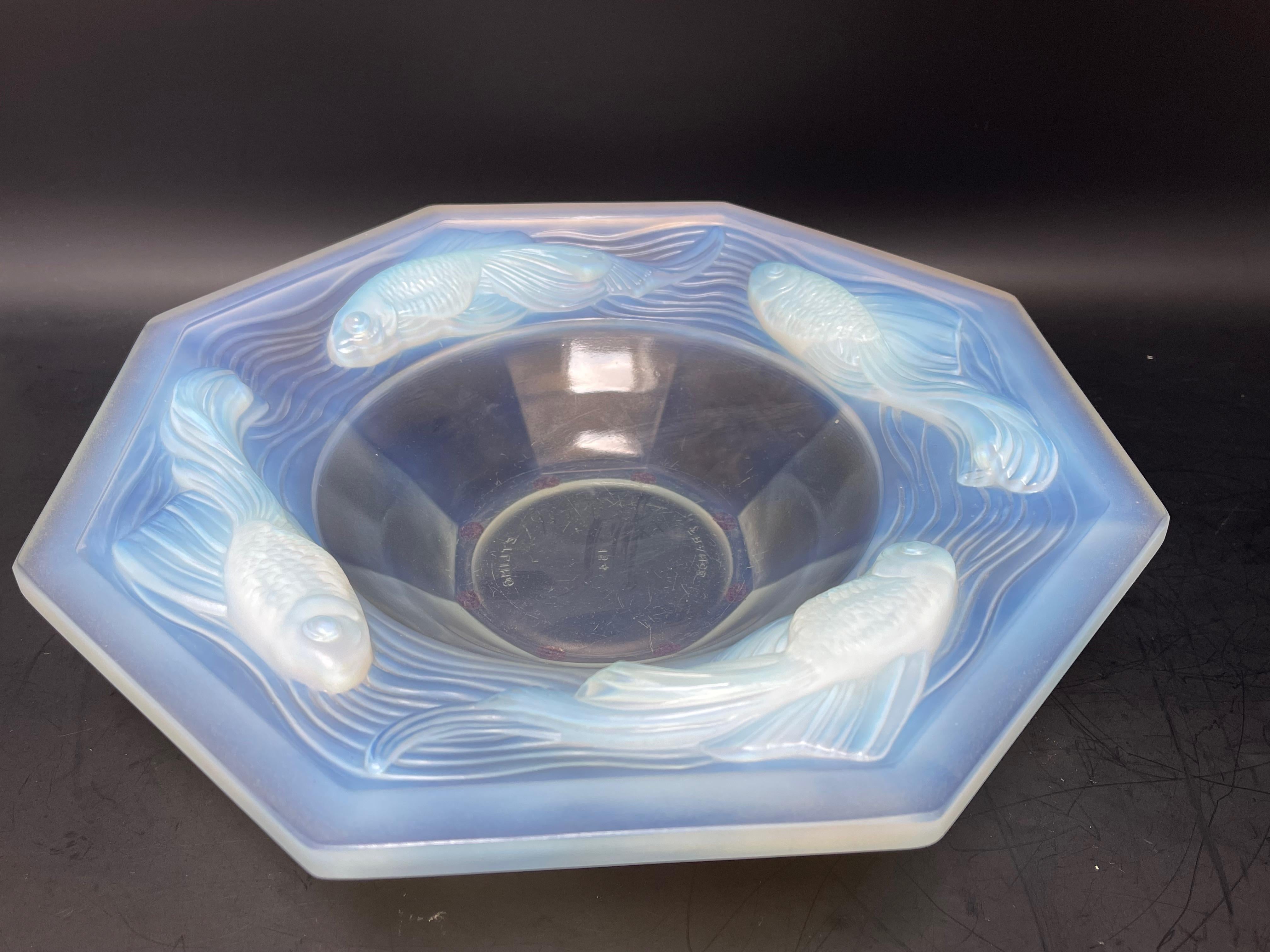 Etling Art Deco Fish Opalescent Cup For Sale 3