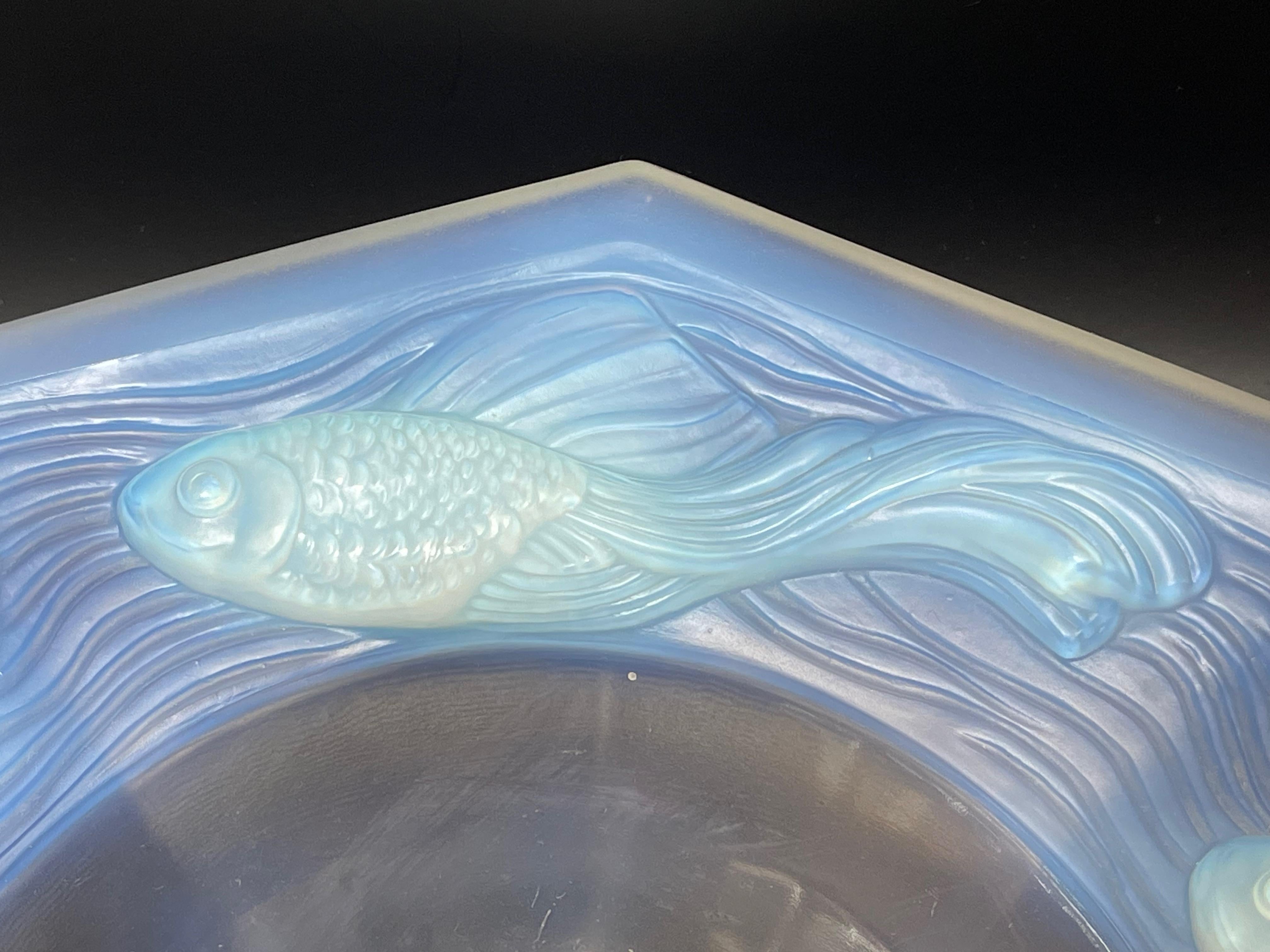 Glass Etling Art Deco Fish Opalescent Cup For Sale