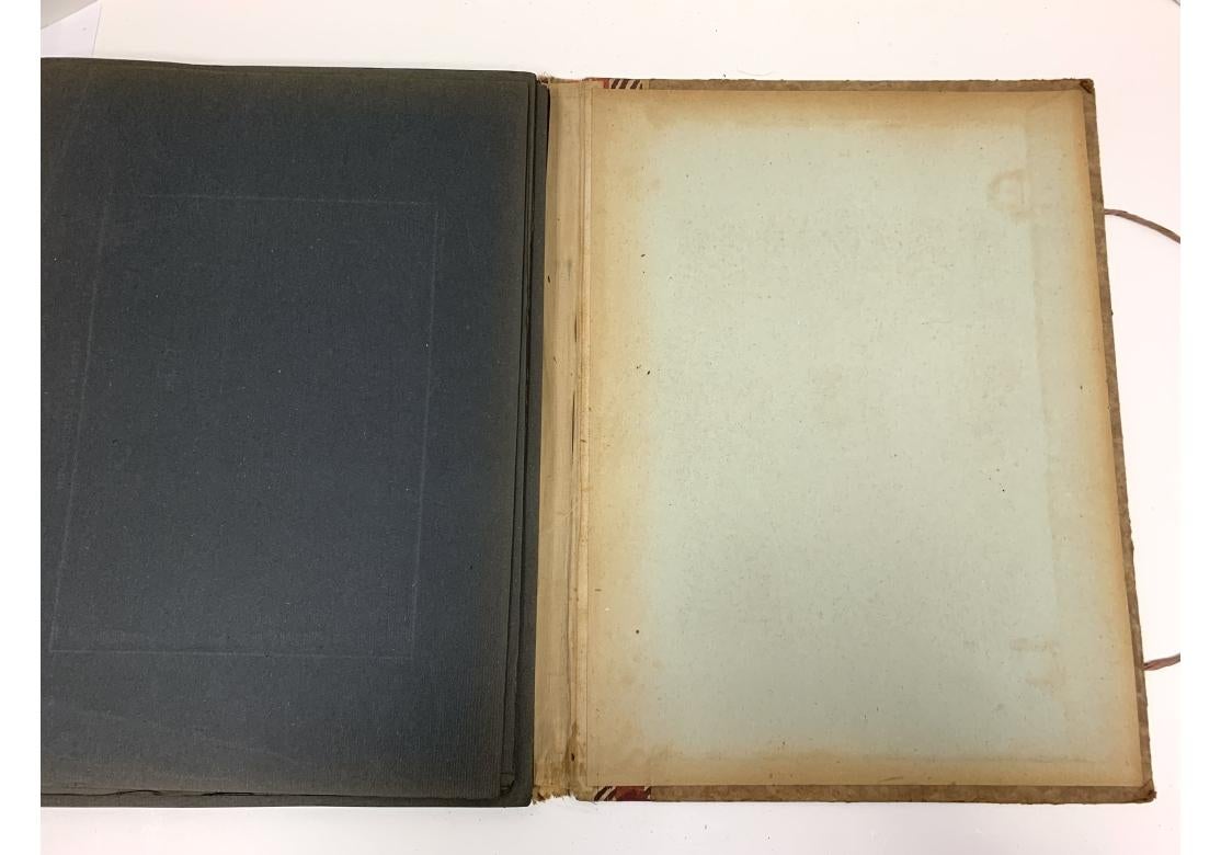 Etoffes De Soie Du Japon Published Henri Ernst Plus Other Loose Plates In Distressed Condition For Sale In Bridgeport, CT