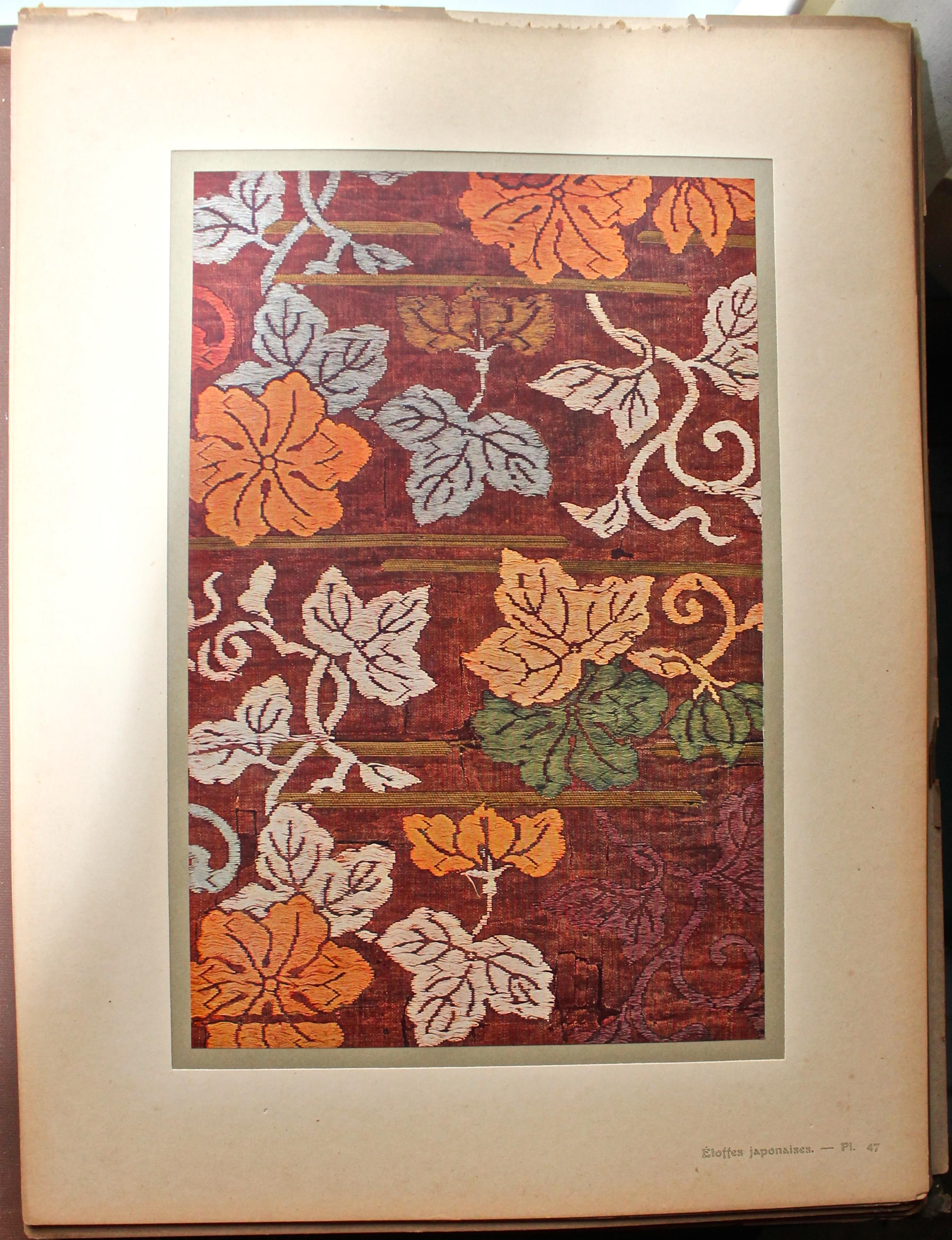 Etoffes Japonaises 'Tissues Et Brochees' Complete Folio of Fabric Designs For Sale 5