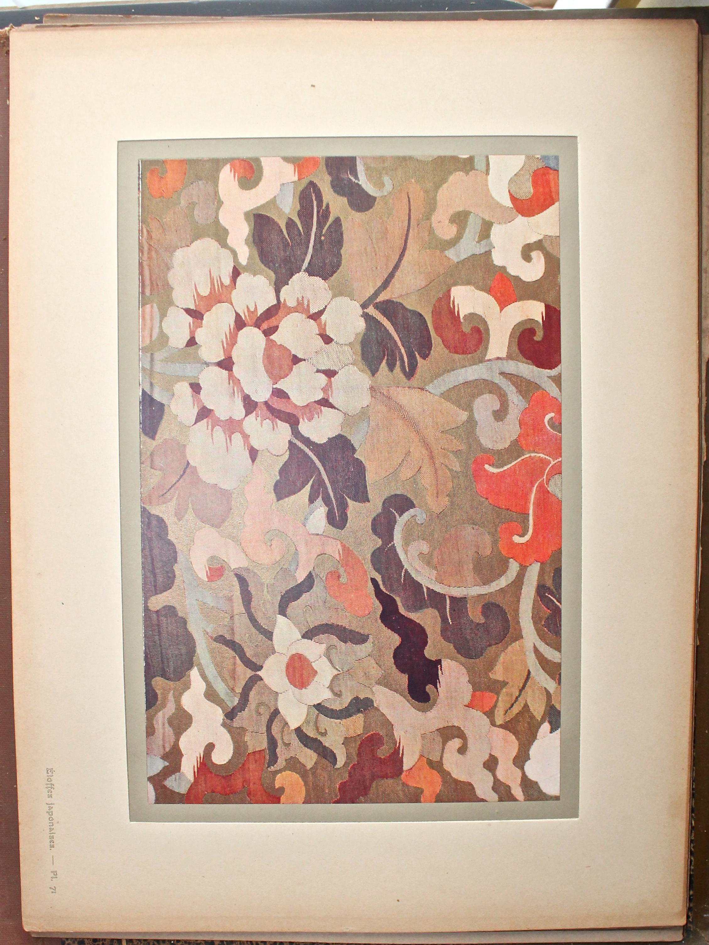 Etoffes Japonaises 'Tissues Et Brochees' Complete Folio of Fabric Designs For Sale 6
