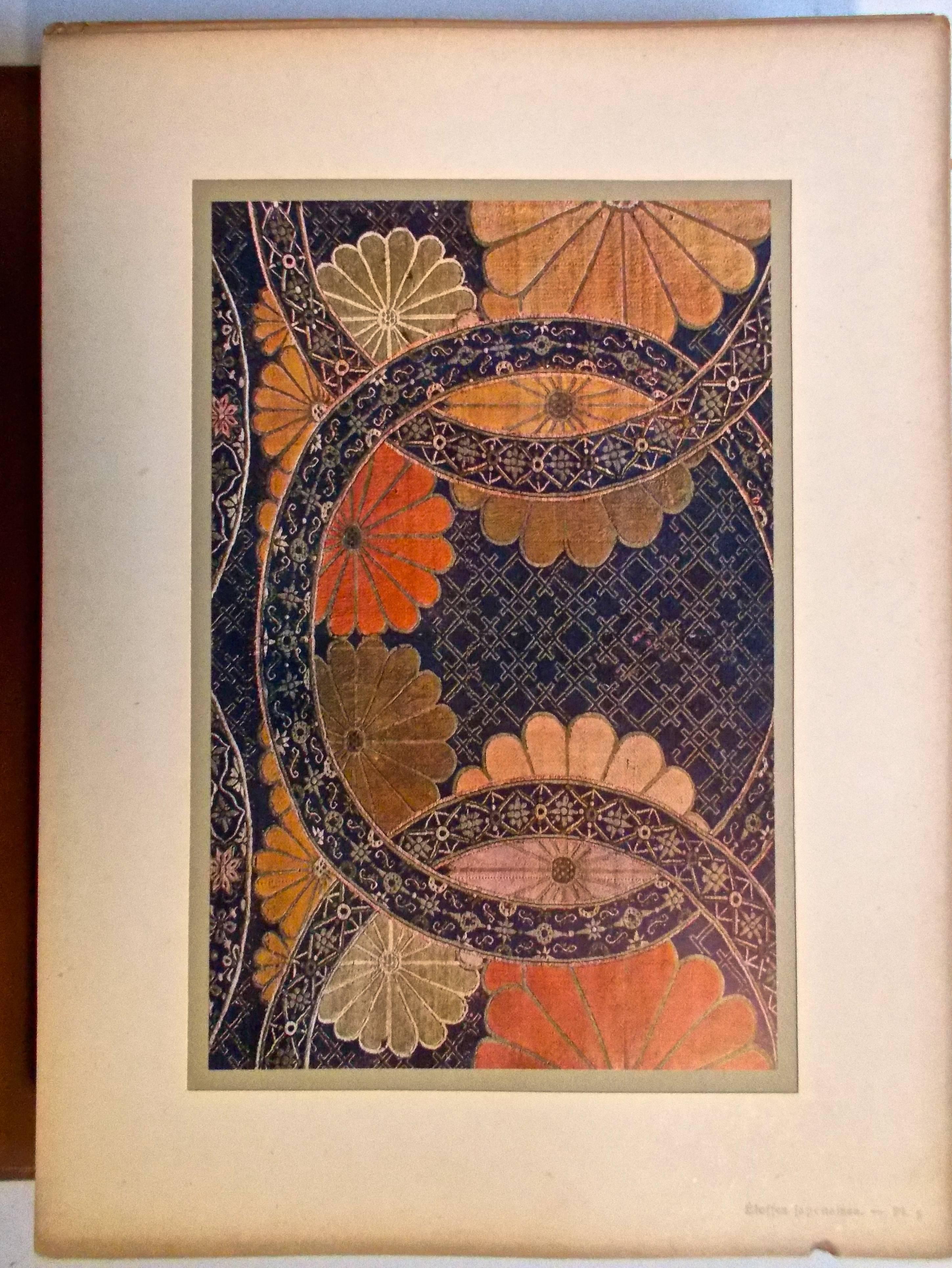 Fait main Etoffes Japonais « Tissues Et Brochees » - Folio complet de motifs de tissus en vente