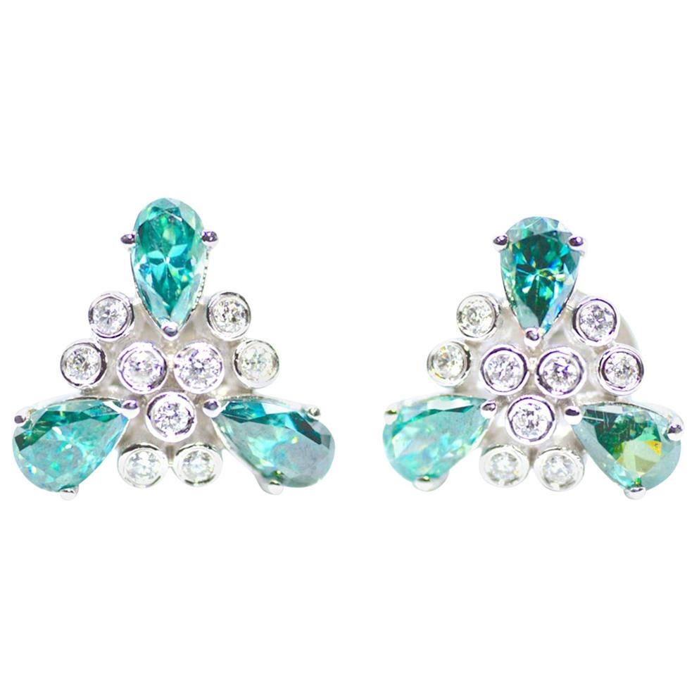 Etoile Diamond Earrings in 18 Karat White Gold For Sale