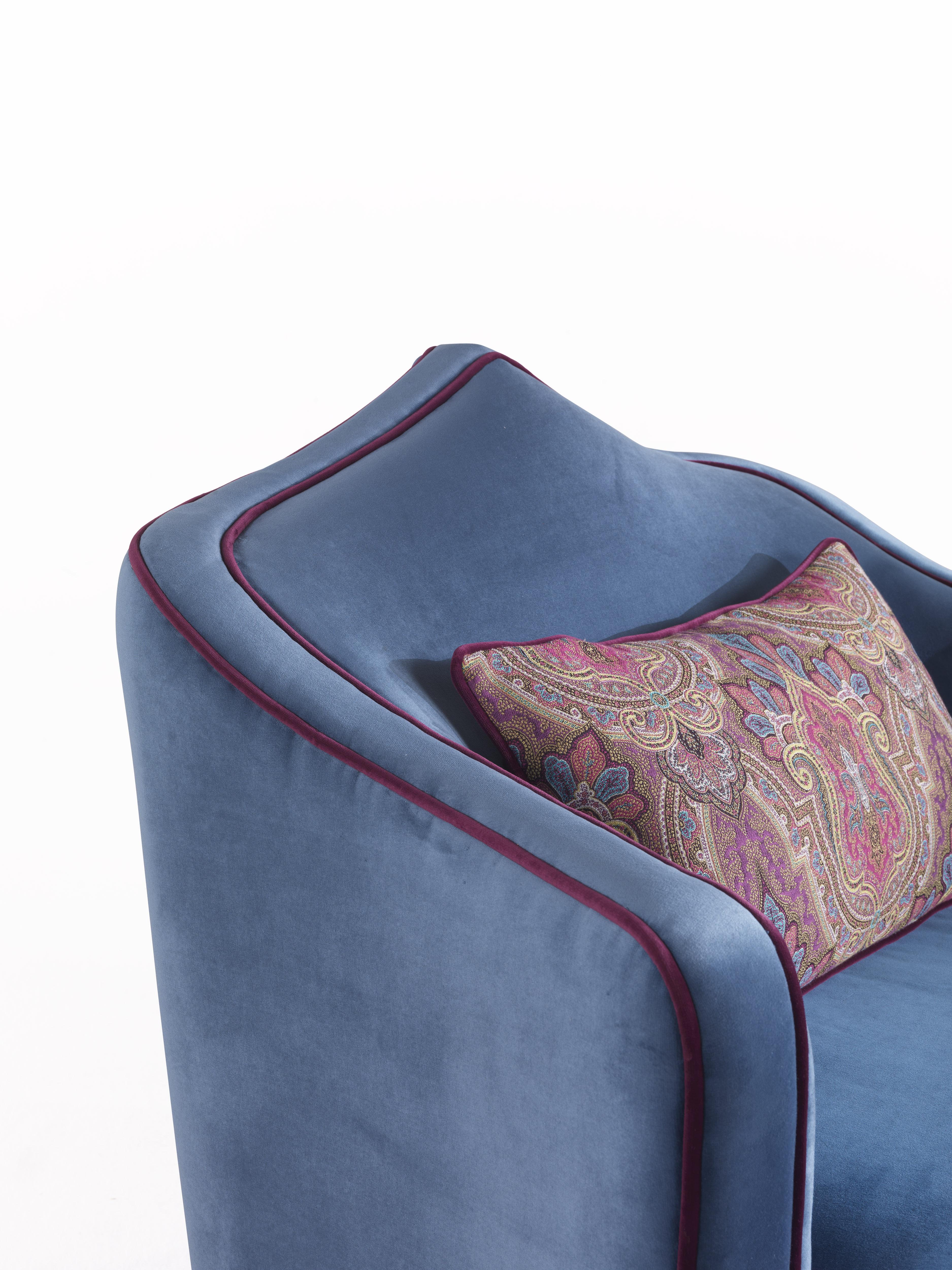 Modern 21st Century Amina Armchair in Velvet by Etro Home Interiors For Sale