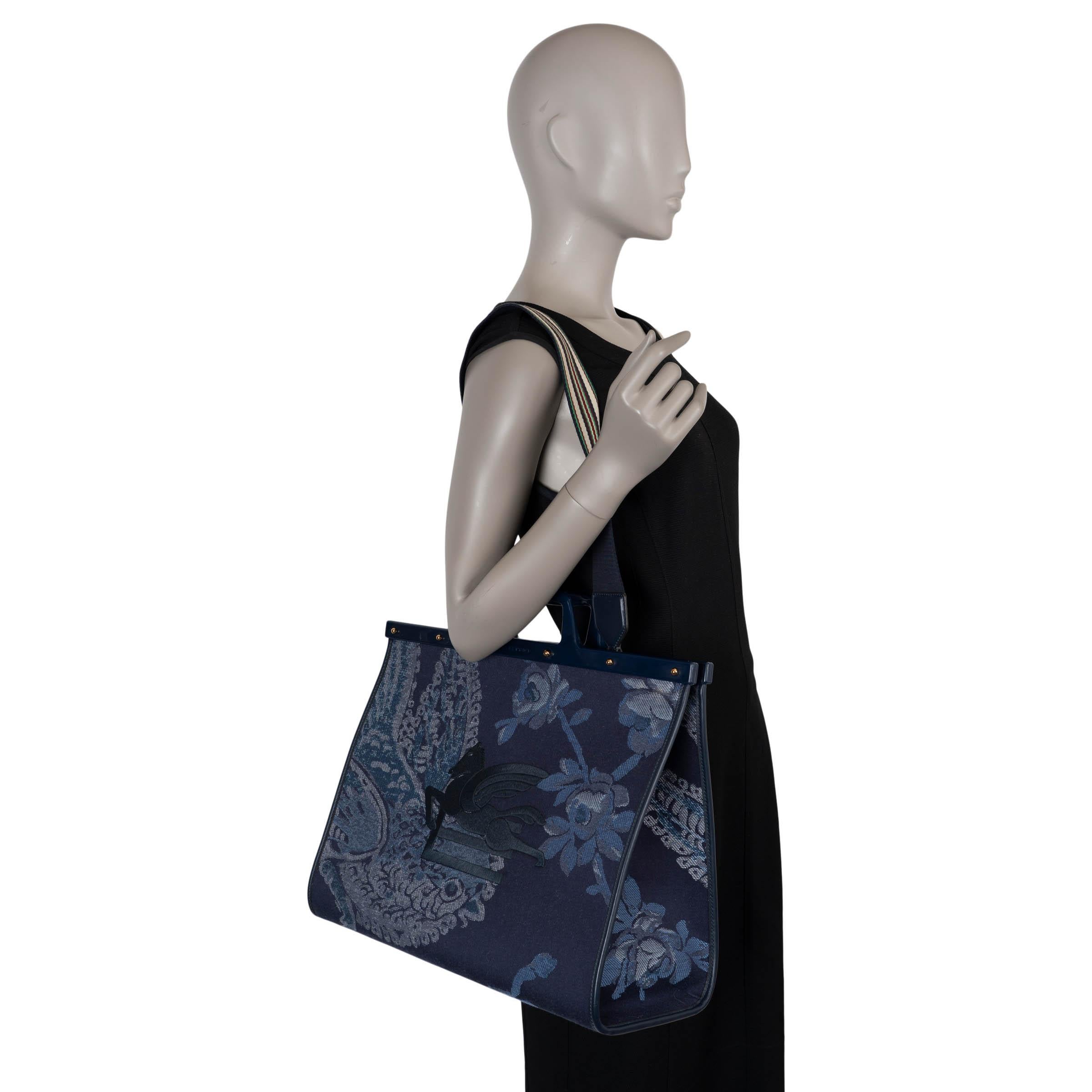 ETRO bleu 2023 LOVE TROTTER LARGE JACQUARD Fourre-tout en vente 3