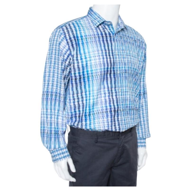 This luxurious shirt designed by Etro is sure to make a remarkable impression. It is knit from cotton and designed with an interesting pattern throughout, front buttons, and long sleeves. It will not only feel plush in every touch but also keep you
