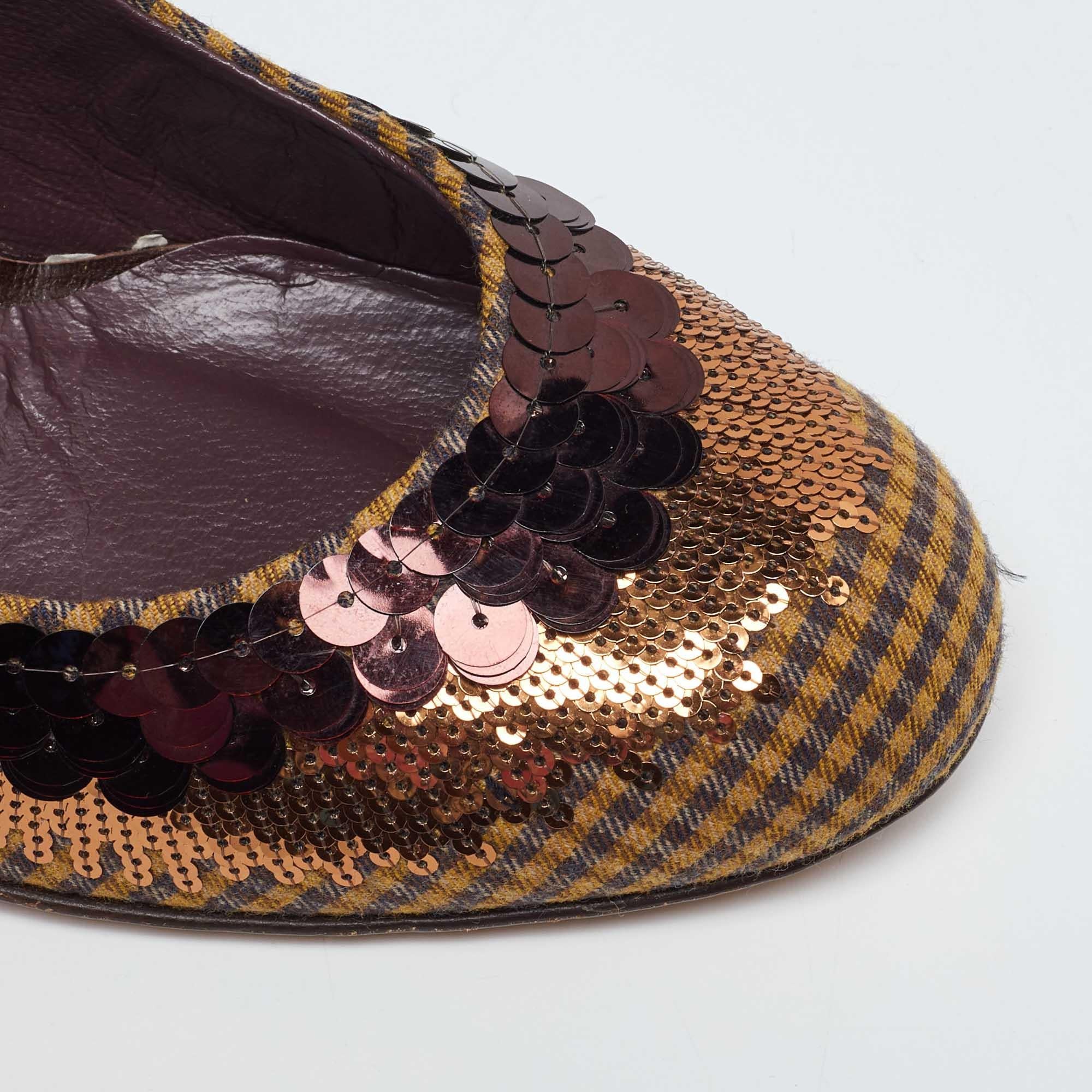Escarpins à bouts ronds en paillettes et sequins Etro Brown Taille 40 en vente 2