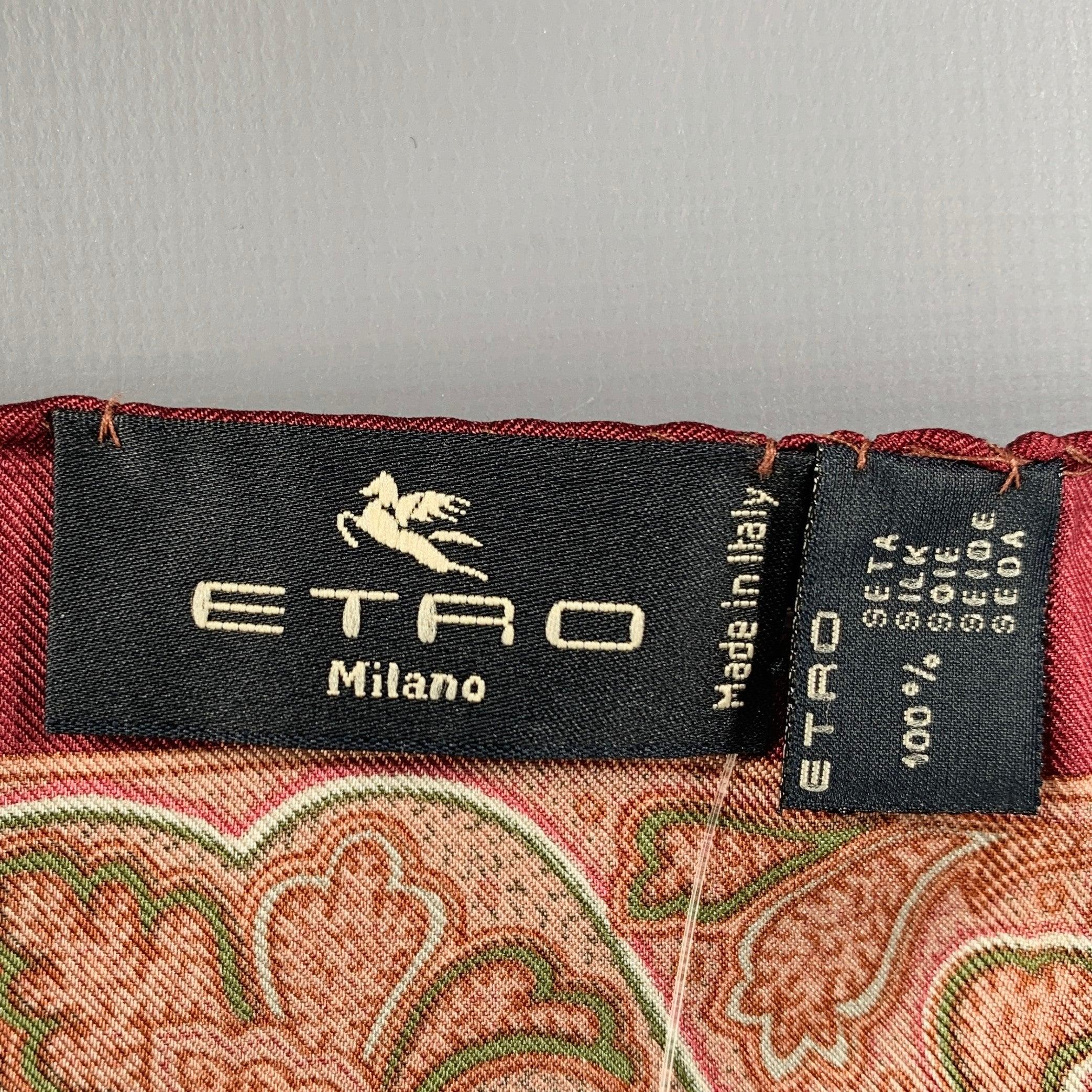 ETRO Burgundy Olive Paisley Silk Pocket Square (Carré de poche en soie) Bon état - En vente à San Francisco, CA