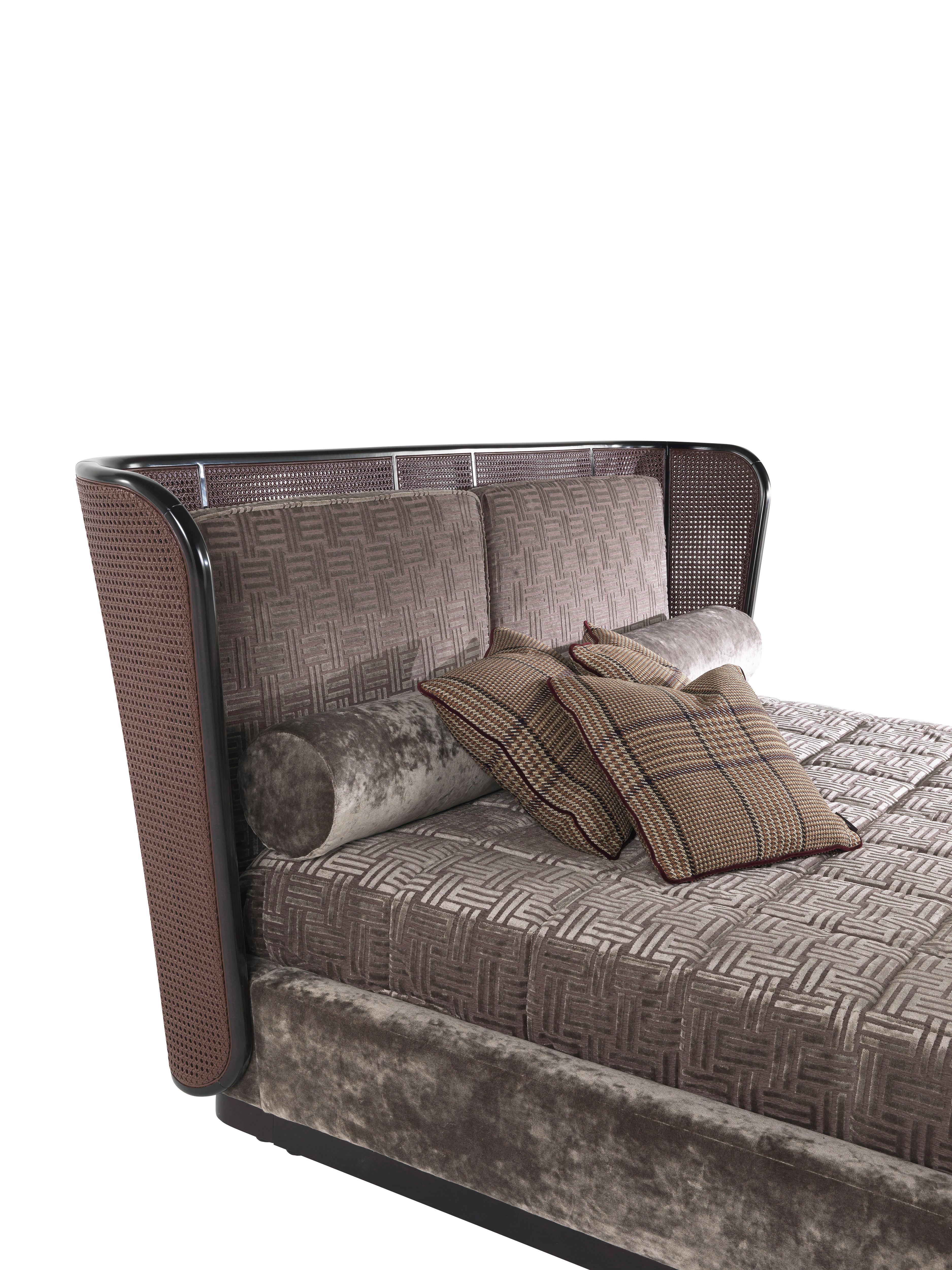 Polished 21st Century Caral Bed in Velvet (for mattress 200*200)  by Etro Home Interiors