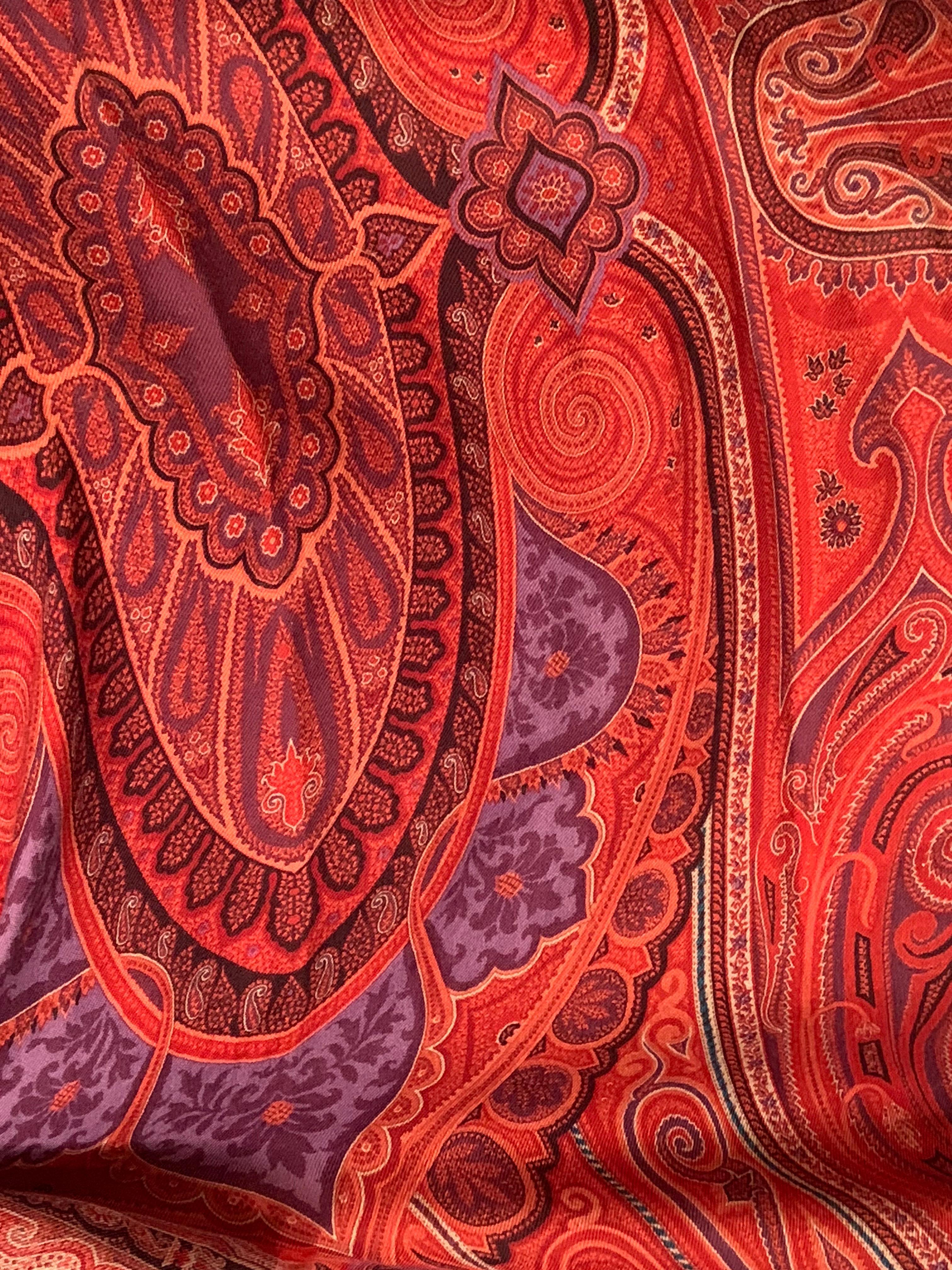 Etro Classic Red Wool and Silk Paisley Scarf with Lavender Center 5