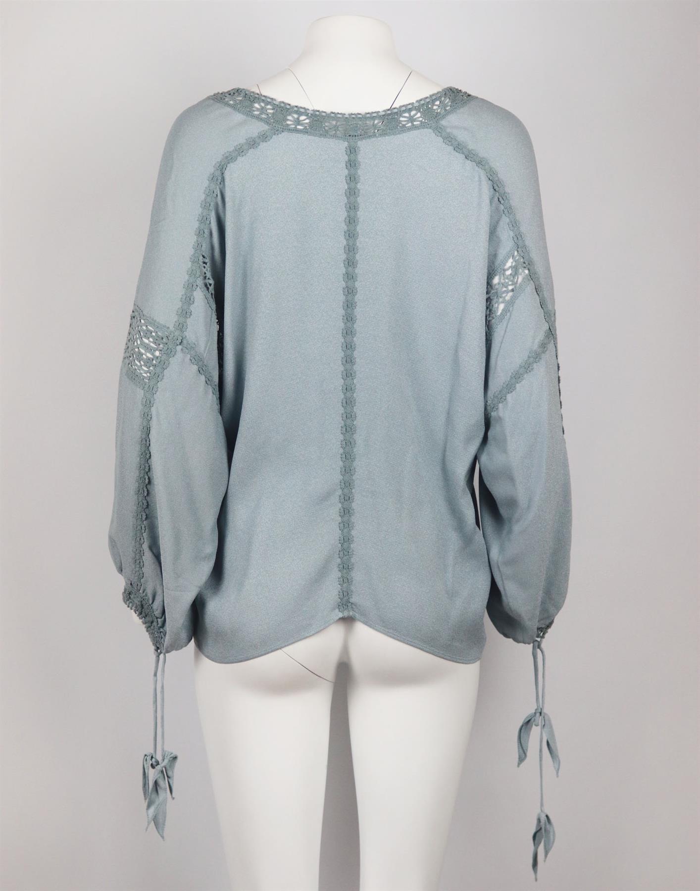 Top de crepé de chine con adornos de ganchillo Etro IT 42 UK 10 Gris