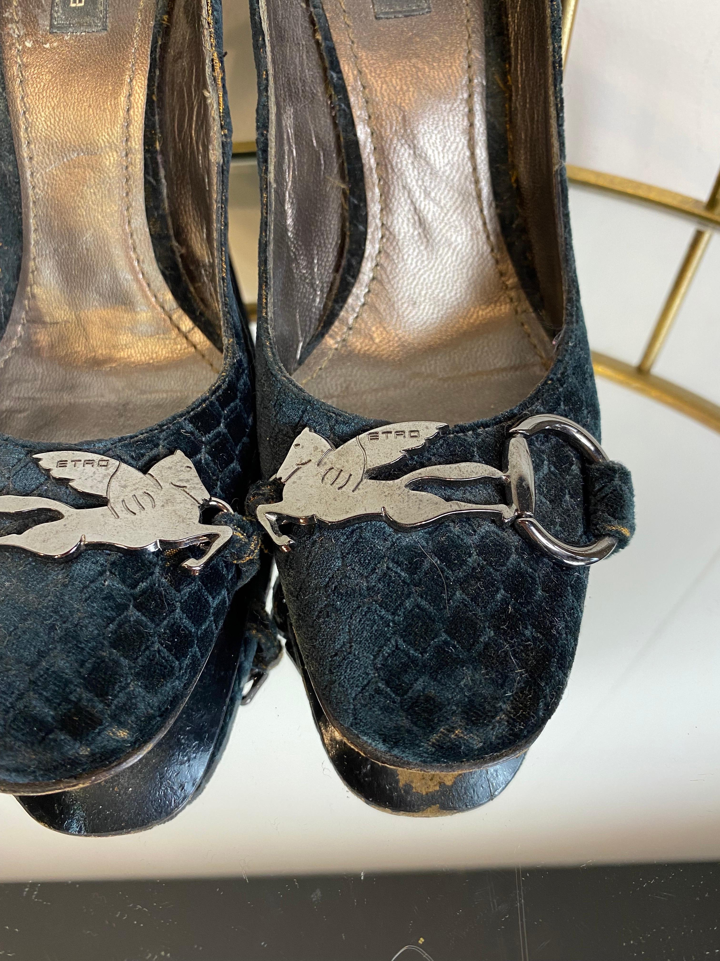 Etro décolleté For Sale 2