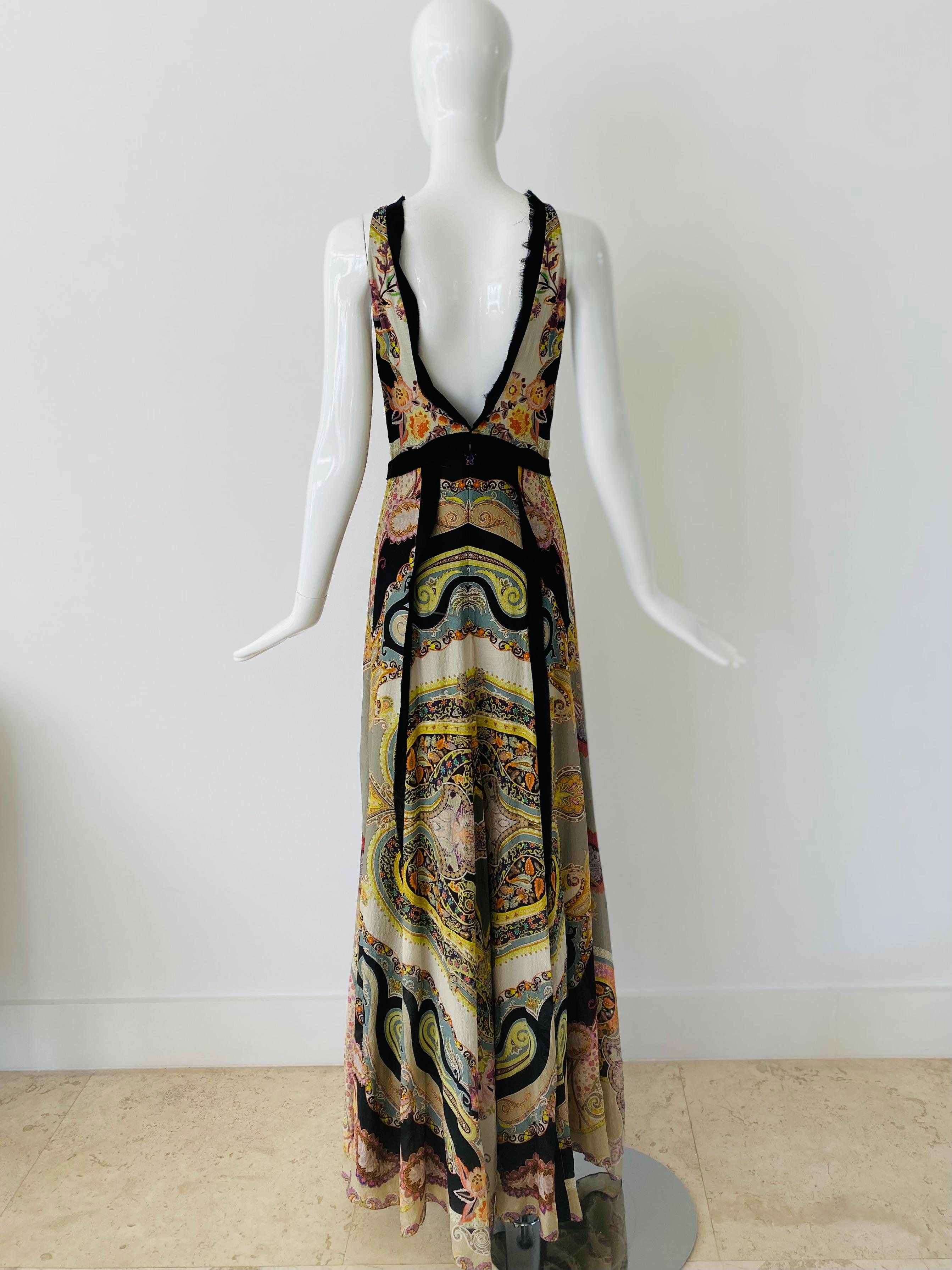 Etro Classic Hankerchief Silk Dress In Excellent Condition For Sale In Miami, FL
