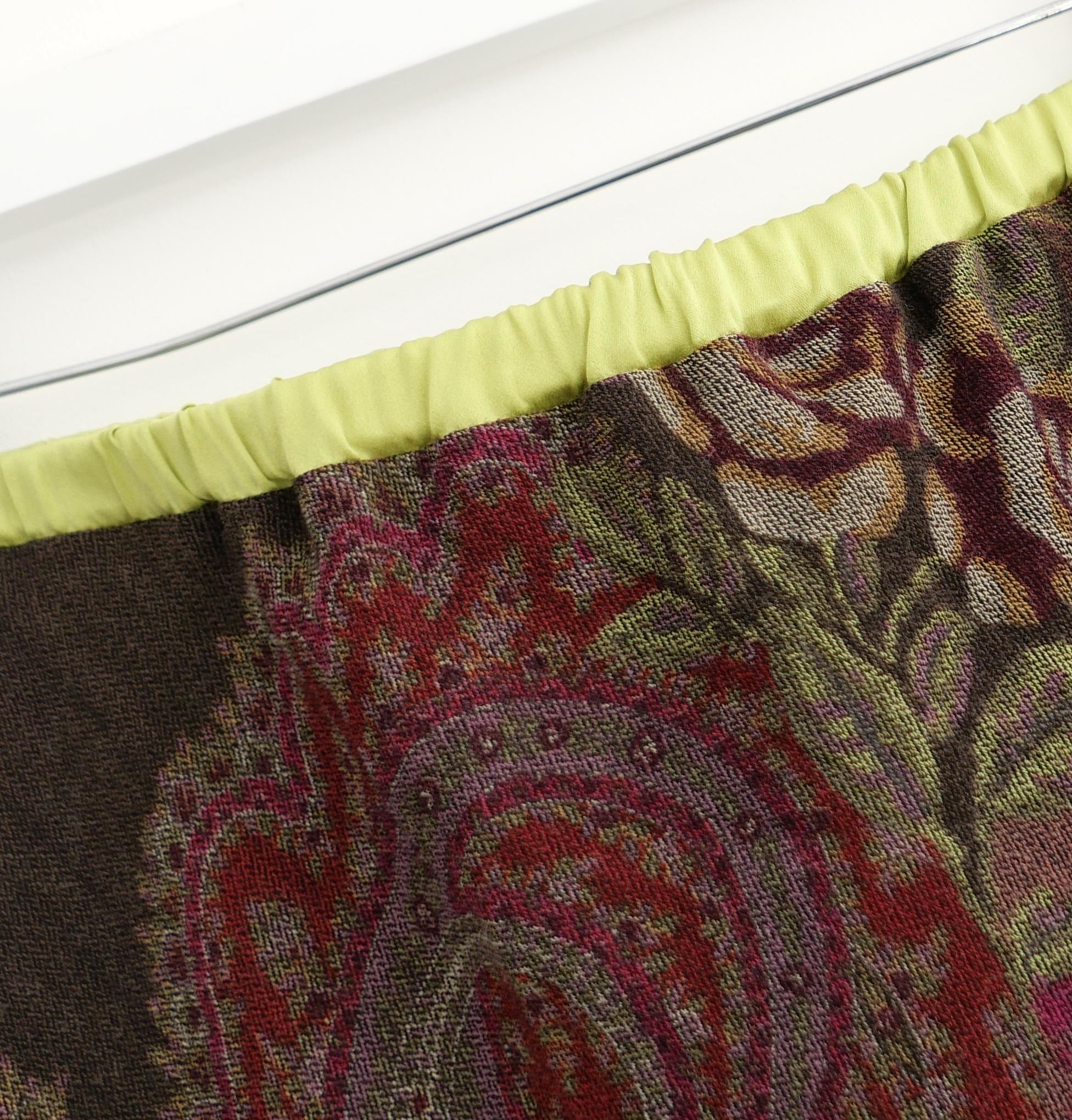 Marron Etro - Automne 2003 - Jupe en laine à ourlet en soie et cachemire en vente