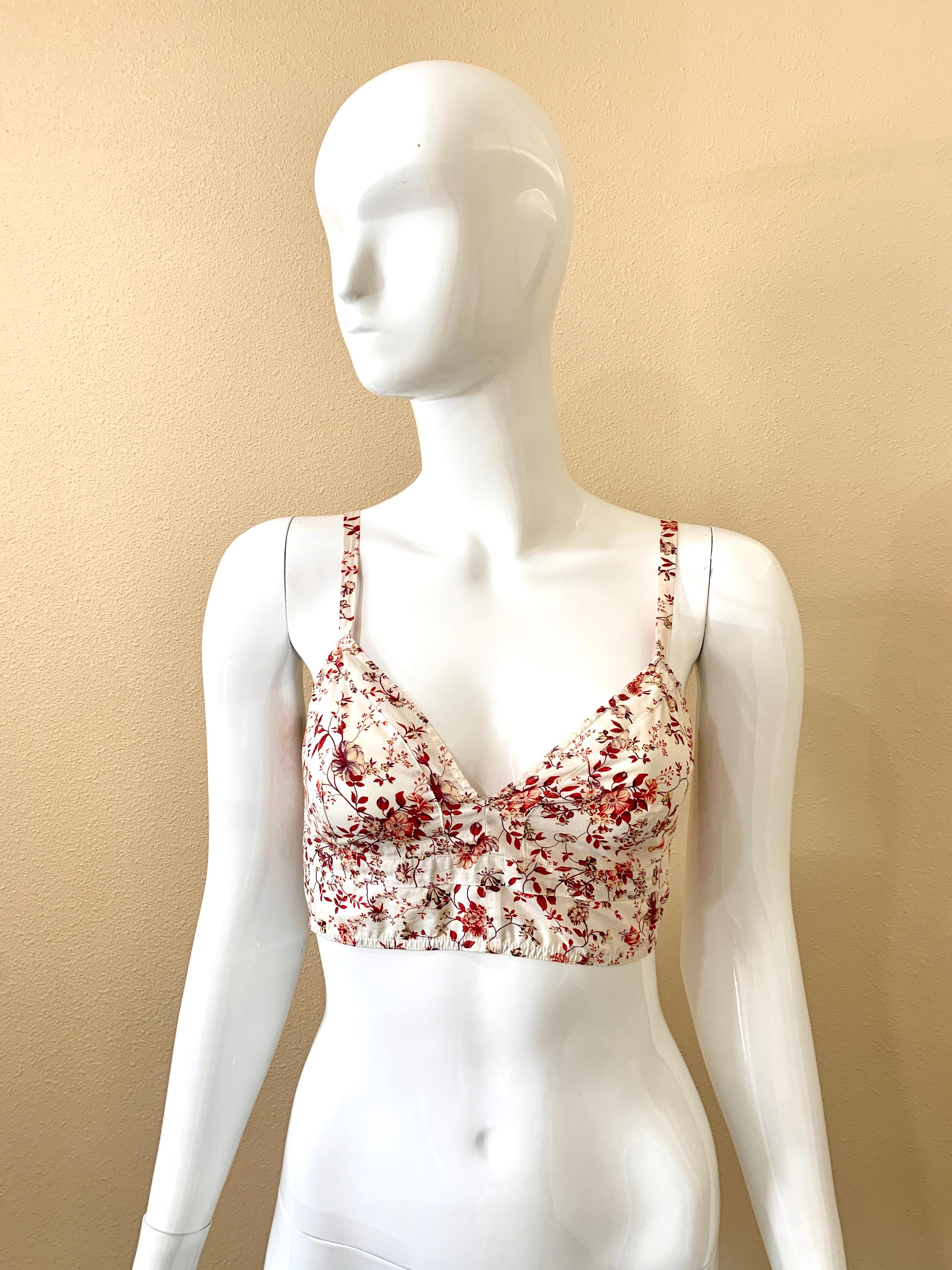 Etro Bralette in floral paisley. 
Size 38. 
Super fresh and flirty for spring/summer.  Great as resort wear or an option for under a blazer or cardigan. 
Adjustable shoulder straps and flexibility in the back for different sizes of rib cages. 
Tag