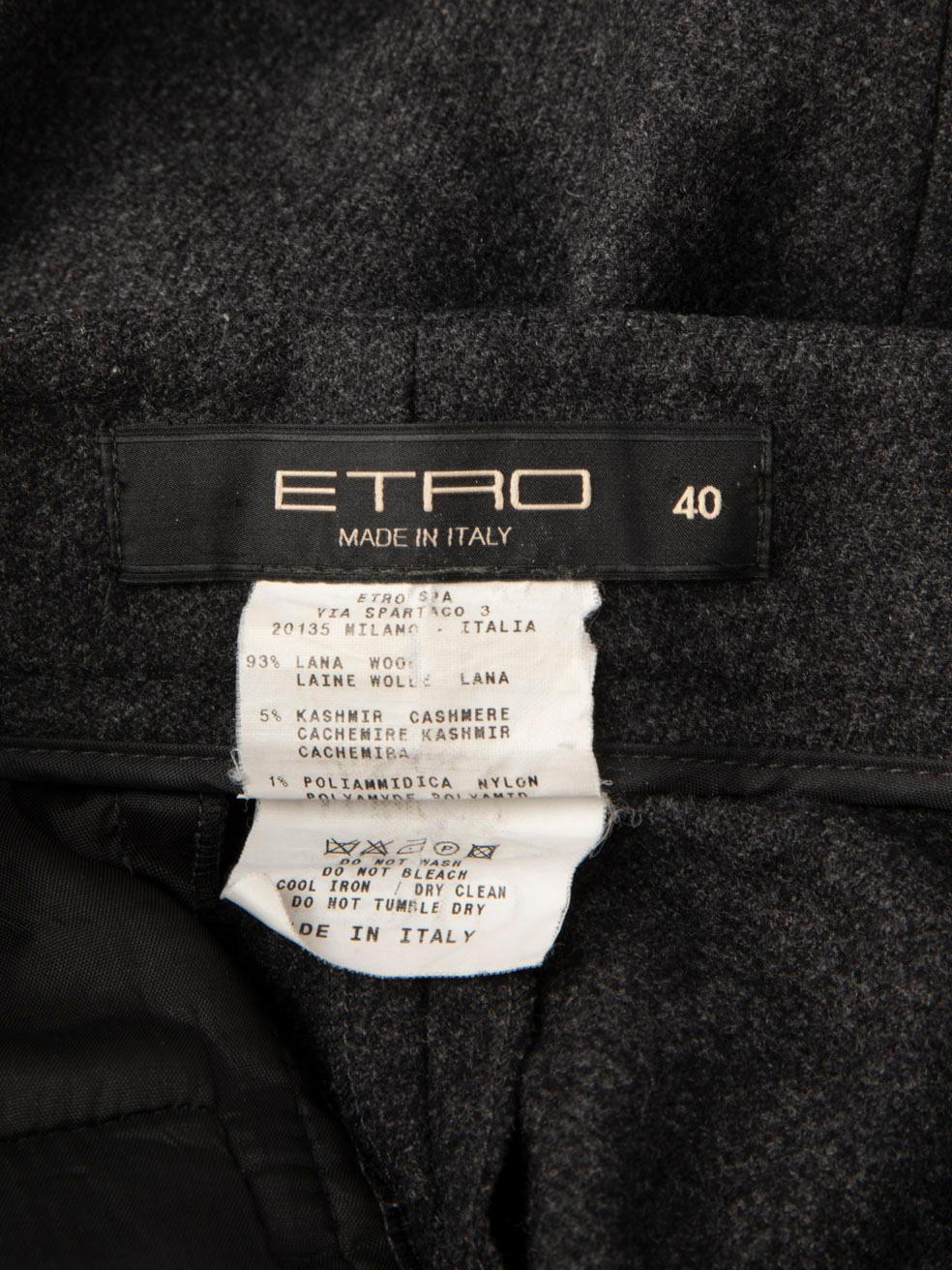 Pantaloni in lana grigi a gamba tesa di Etro taglia S in vendita 2