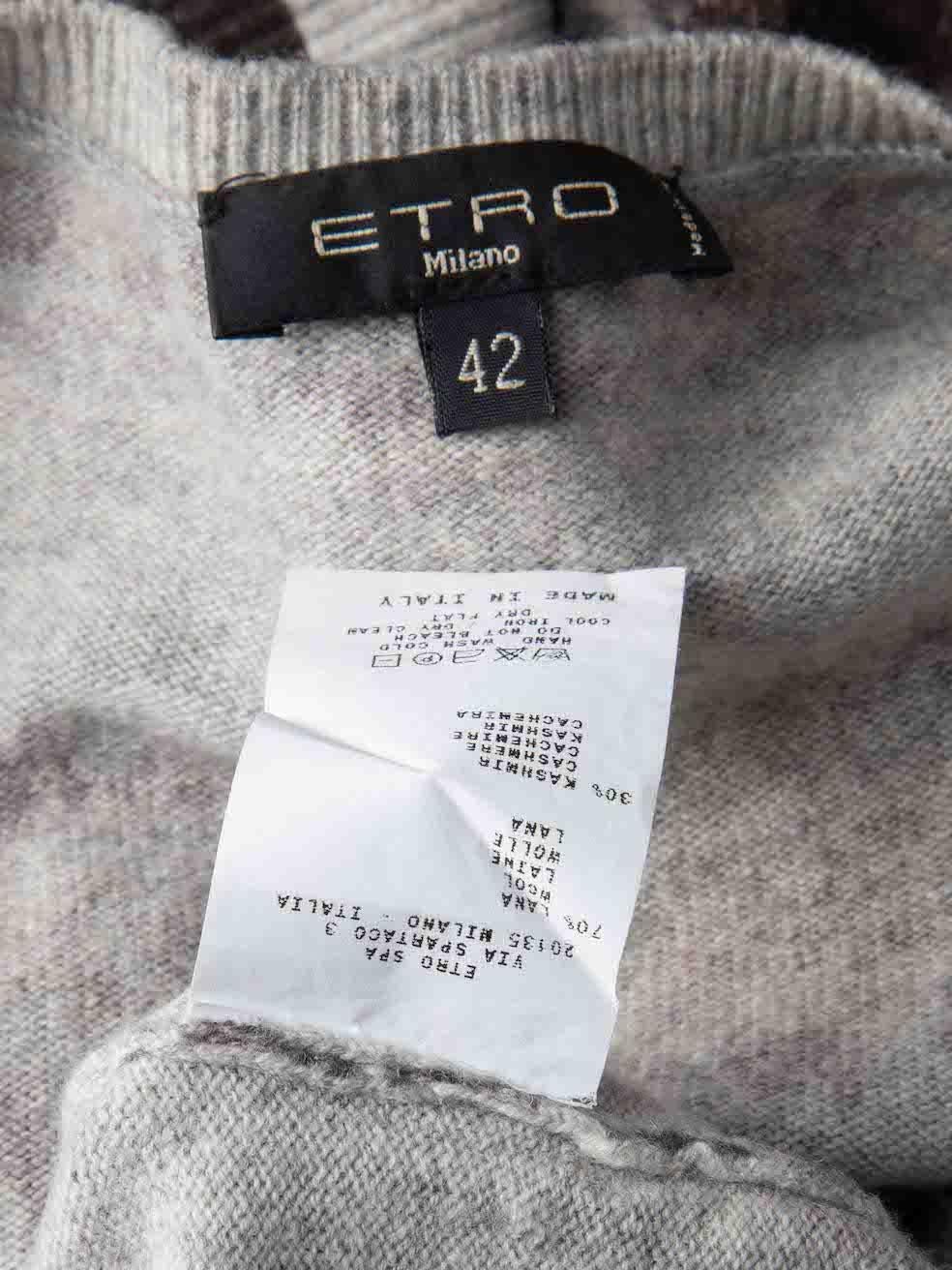 Etro Grau Wolle stricken Patchwork Druck V-Ausschnitt Pullover Größe M Damen im Angebot