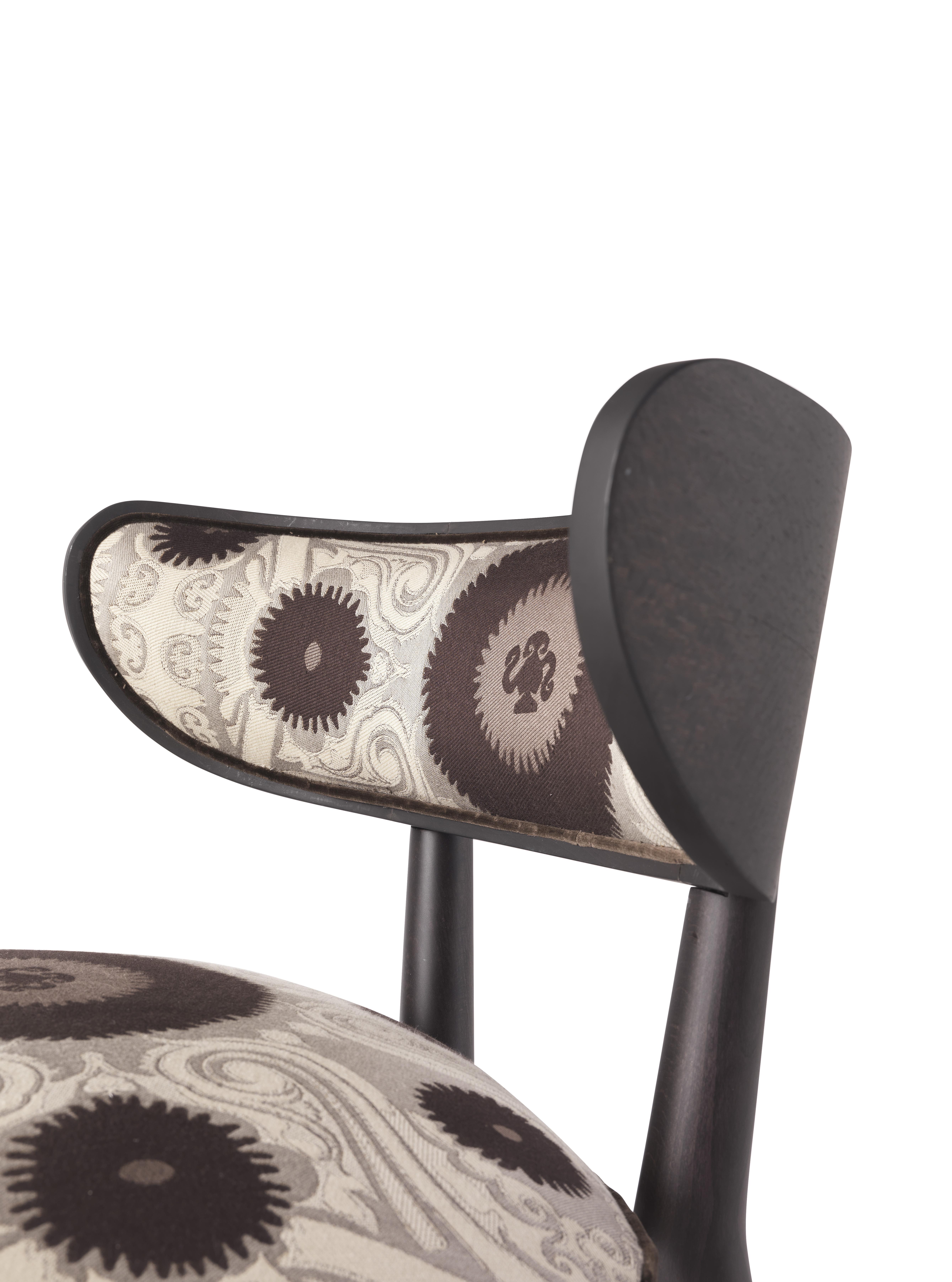 Moderne Petit fauteuil Shah du 21ème siècle en tissu par Etro Home Interiors en vente
