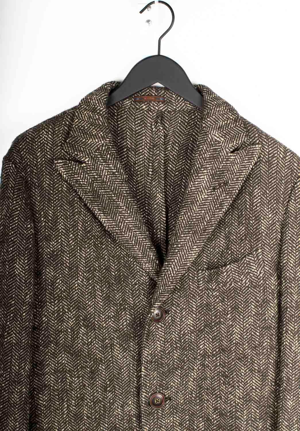 Compruebe mis otros listados. Tiene a la venta mucha más ropa de diseño. Abierto a cualquier oferta.
El artículo en venta es 100% auténtico Abrigo largo Etro Hombre, VINU0
Color: Marrón
(El color real puede variar un poco debido a la interpretación