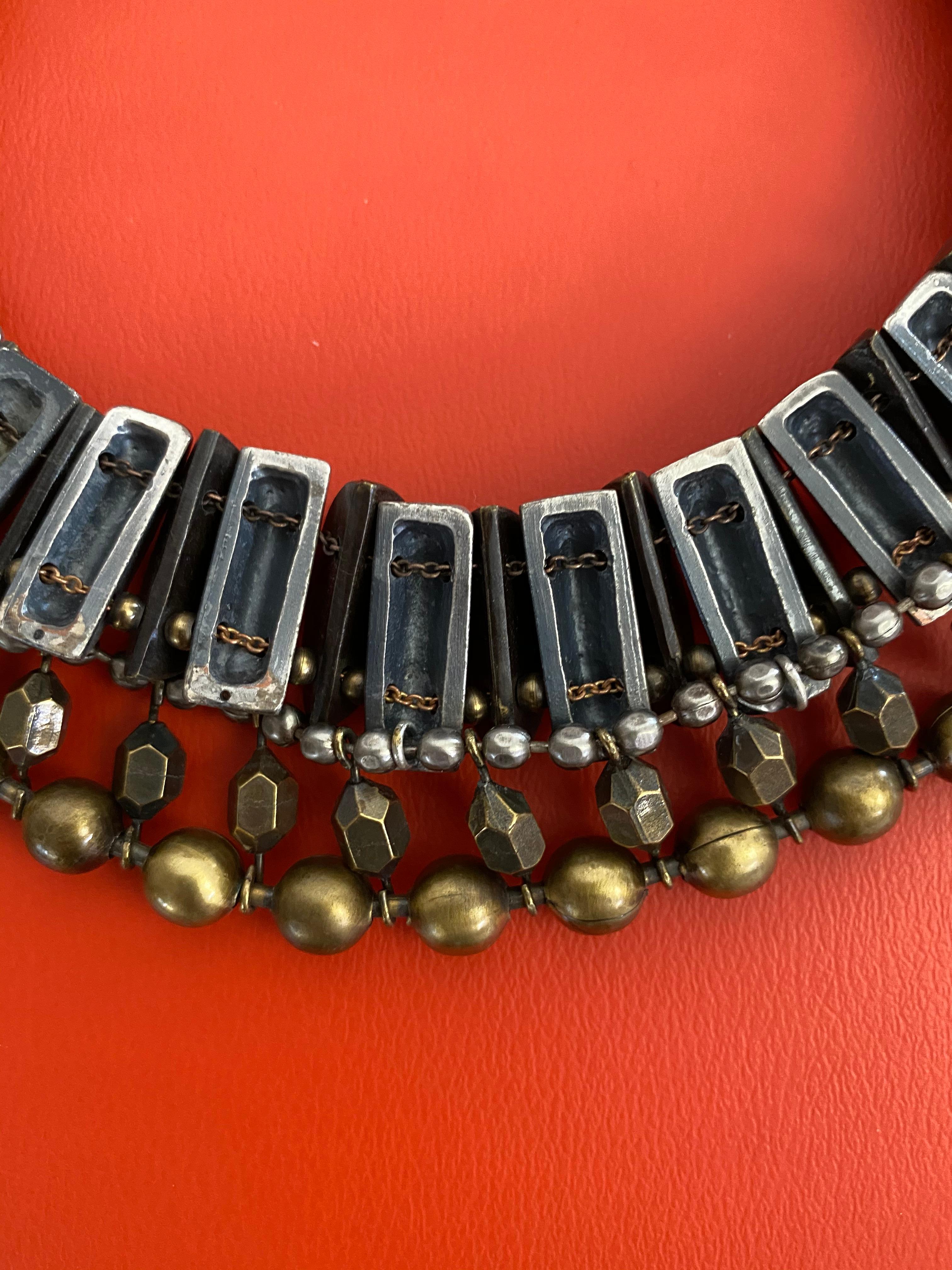 ETRO Metal Bib Nekclace 1
