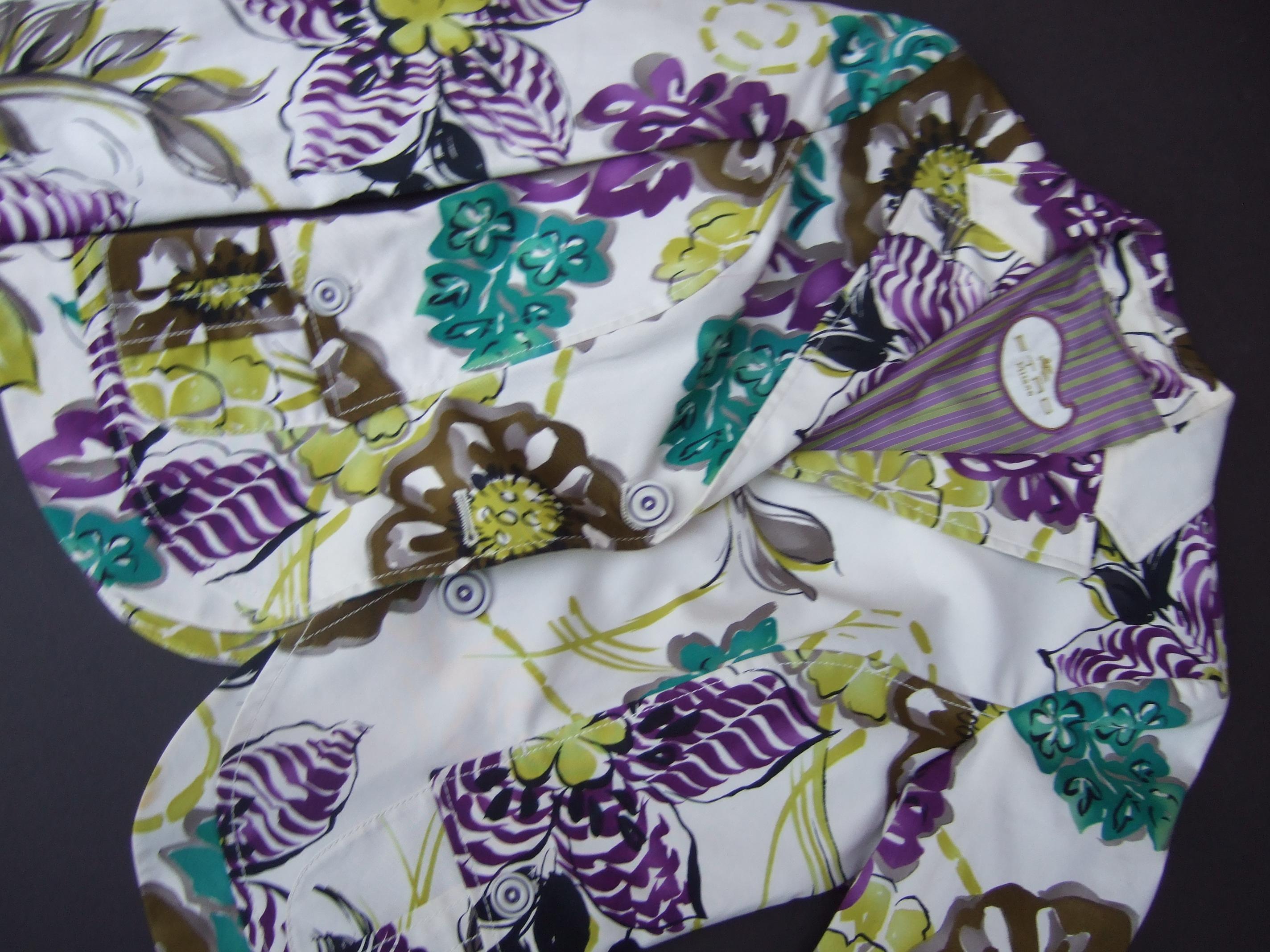 Etro Milano Crisp Vibrant Floral Print Cotton Jacket Size 42  21st c  For Sale 5