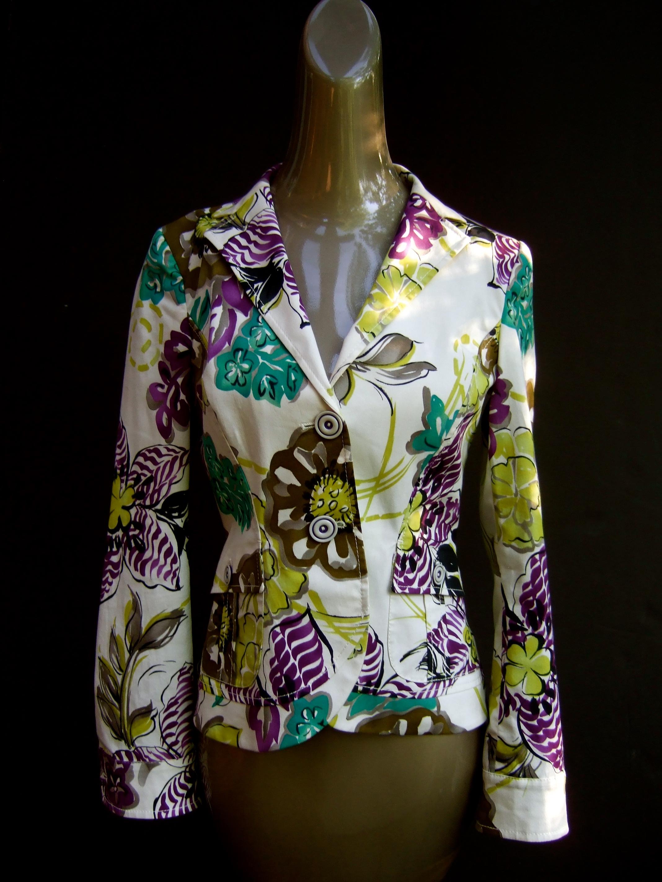 Etro Milano Crisp Vibrant Floral Print Baumwolle Jacke Größe 42  21. c  im Zustand „Gut“ im Angebot in University City, MO