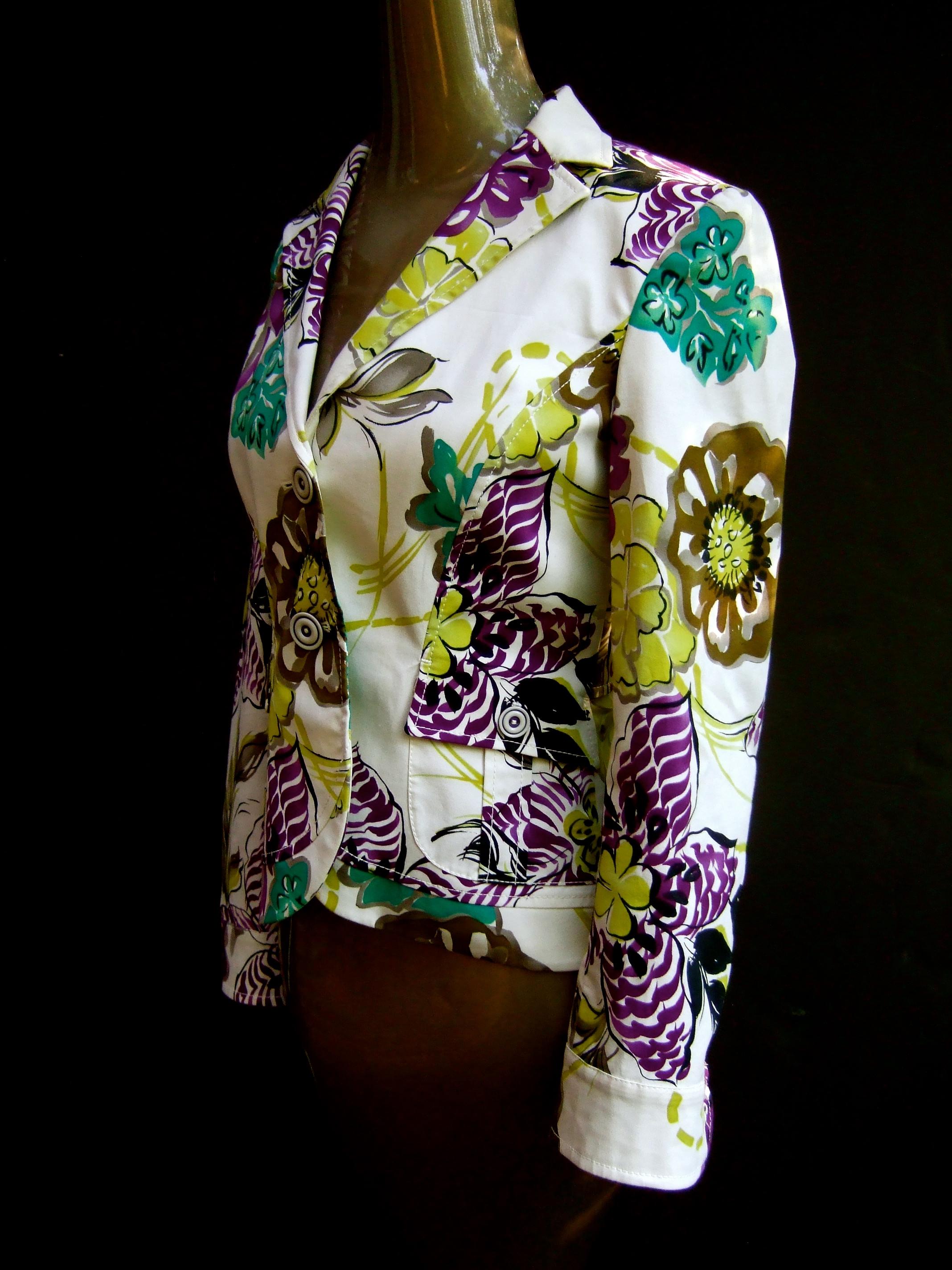 Etro Milano Crisp Vibrant Floral Print Baumwolle Jacke Größe 42  21. c  Damen im Angebot