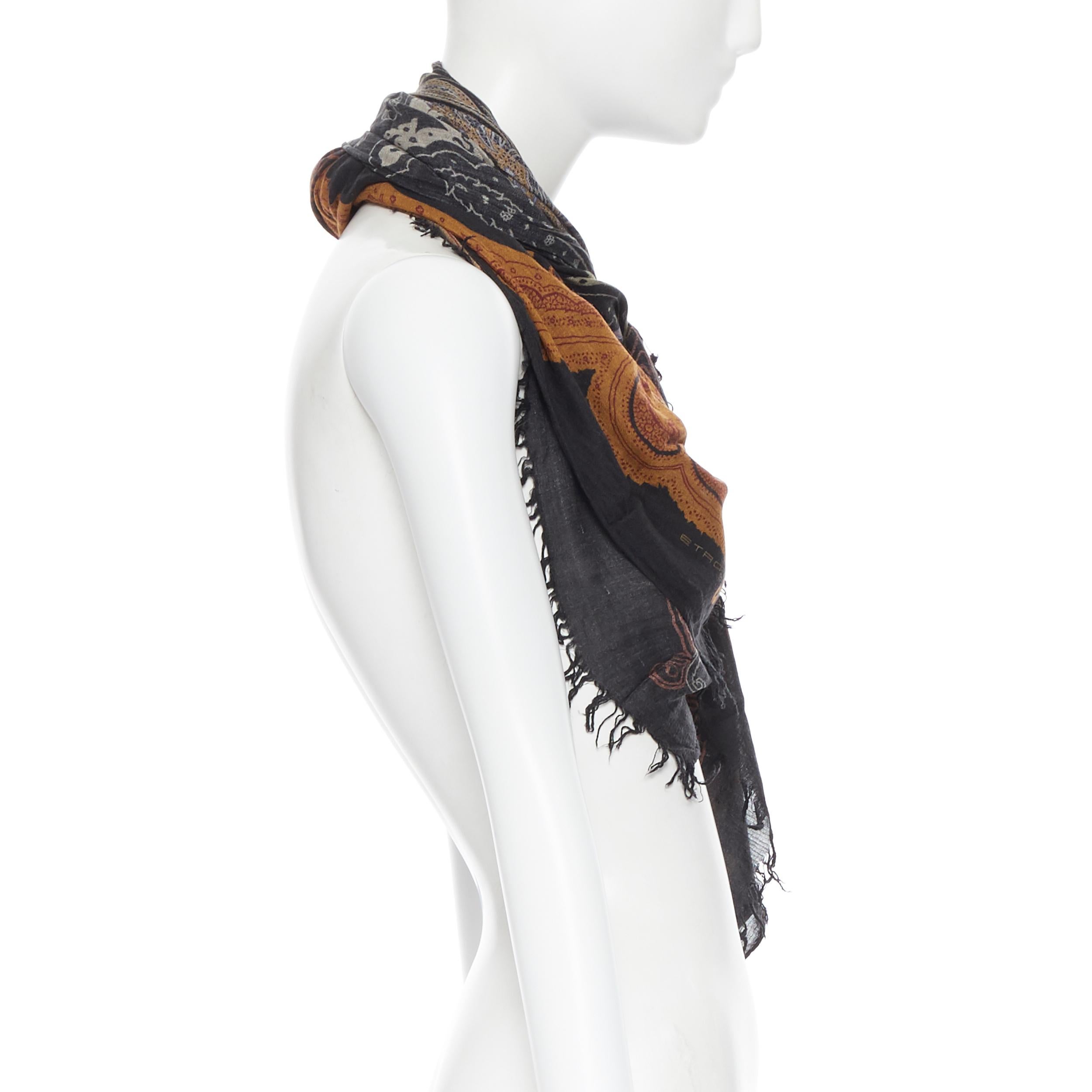 ETRO modal cashmere blend signature paisley print fringe trimmed scarf In Excellent Condition In Hong Kong, NT