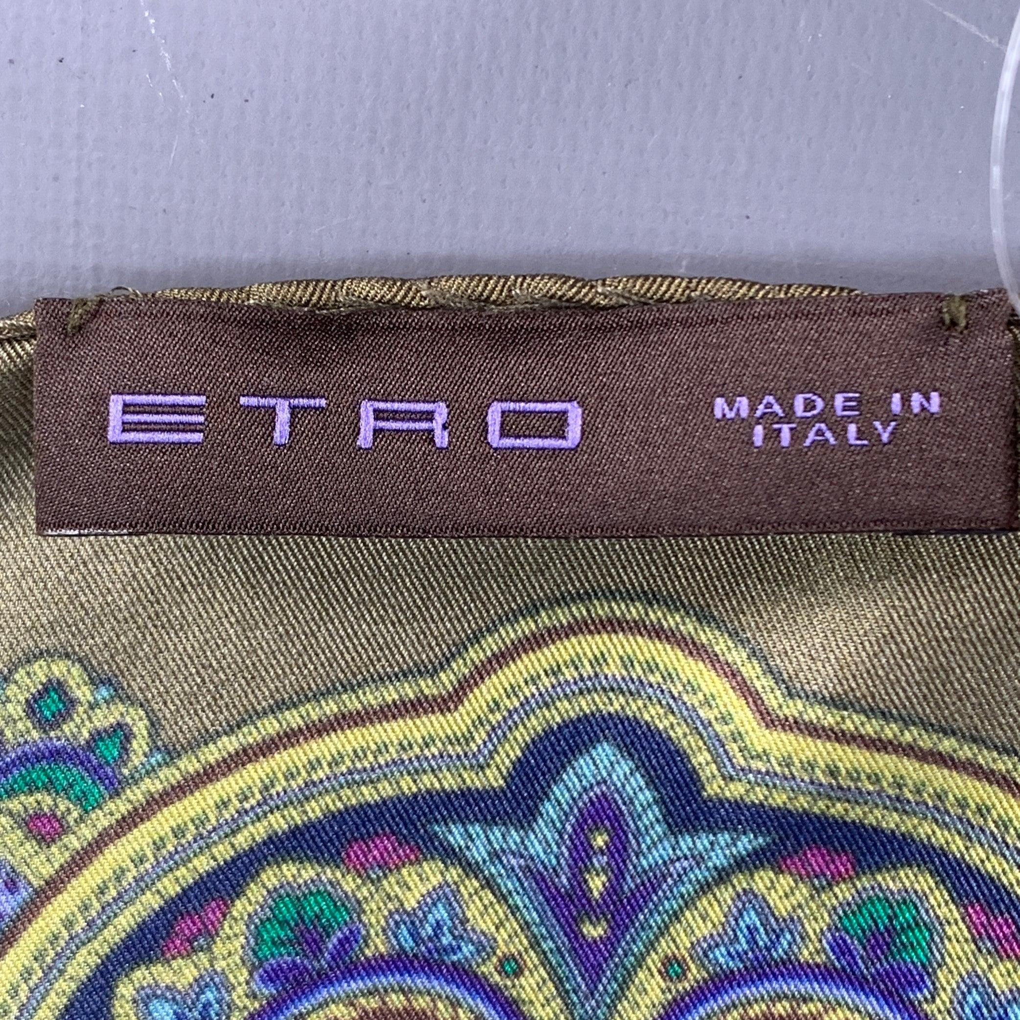 Men's ETRO Multi Color Paisley Silk Pocket Square For Sale