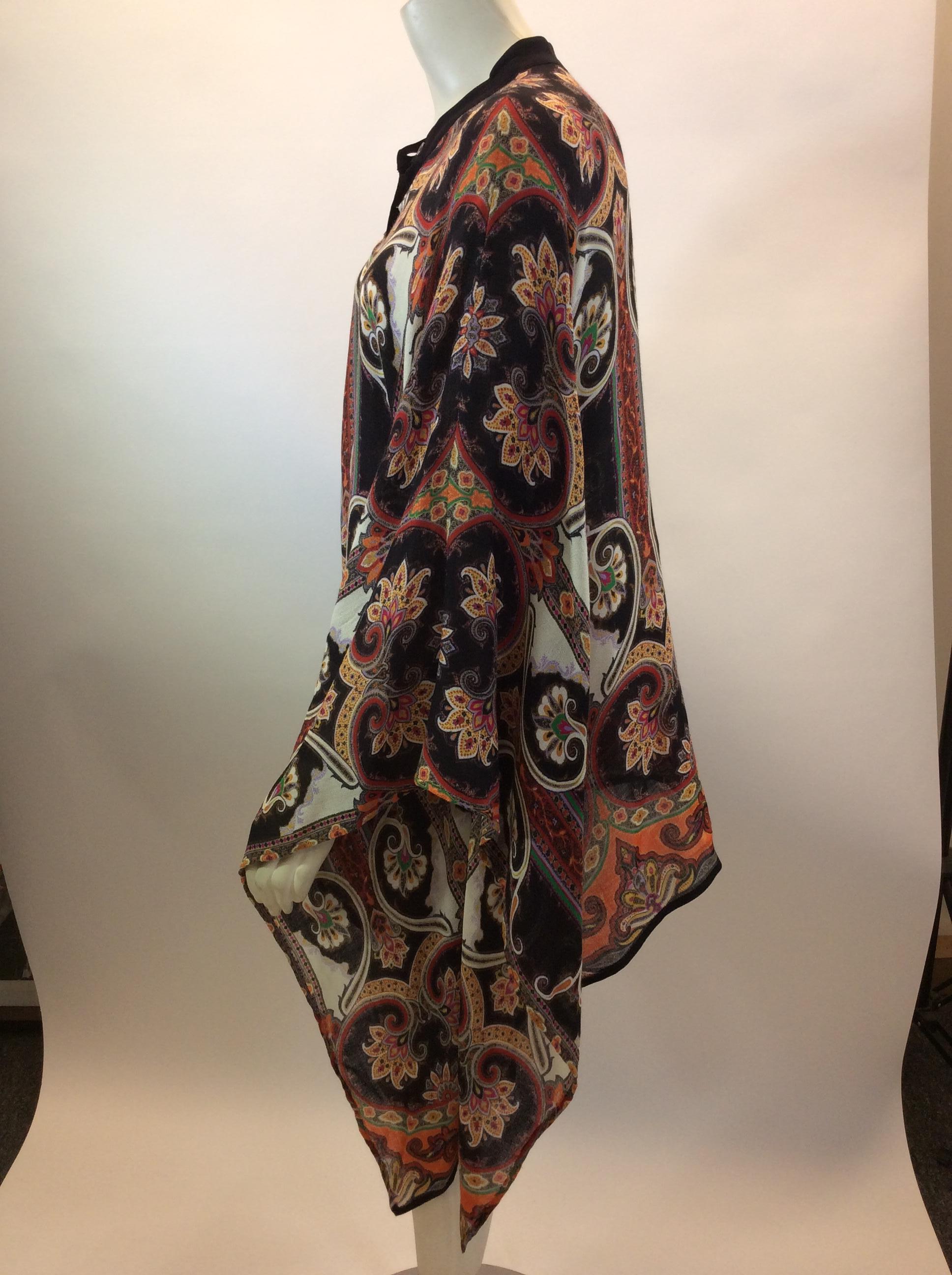 Etro Multi-Color Print Silk Blouse
$450
Made in Italy
100% Silk
Length: 27.5