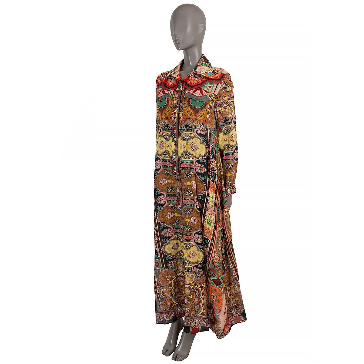 100% authentic Etro paisley shirt dress in earthy multicolor semi-sheer crepe cotton (100%). Features two flap pockets at the chest and two slit pockets at the waist. Unlined. Has been worn and is in excellent condition.

2022