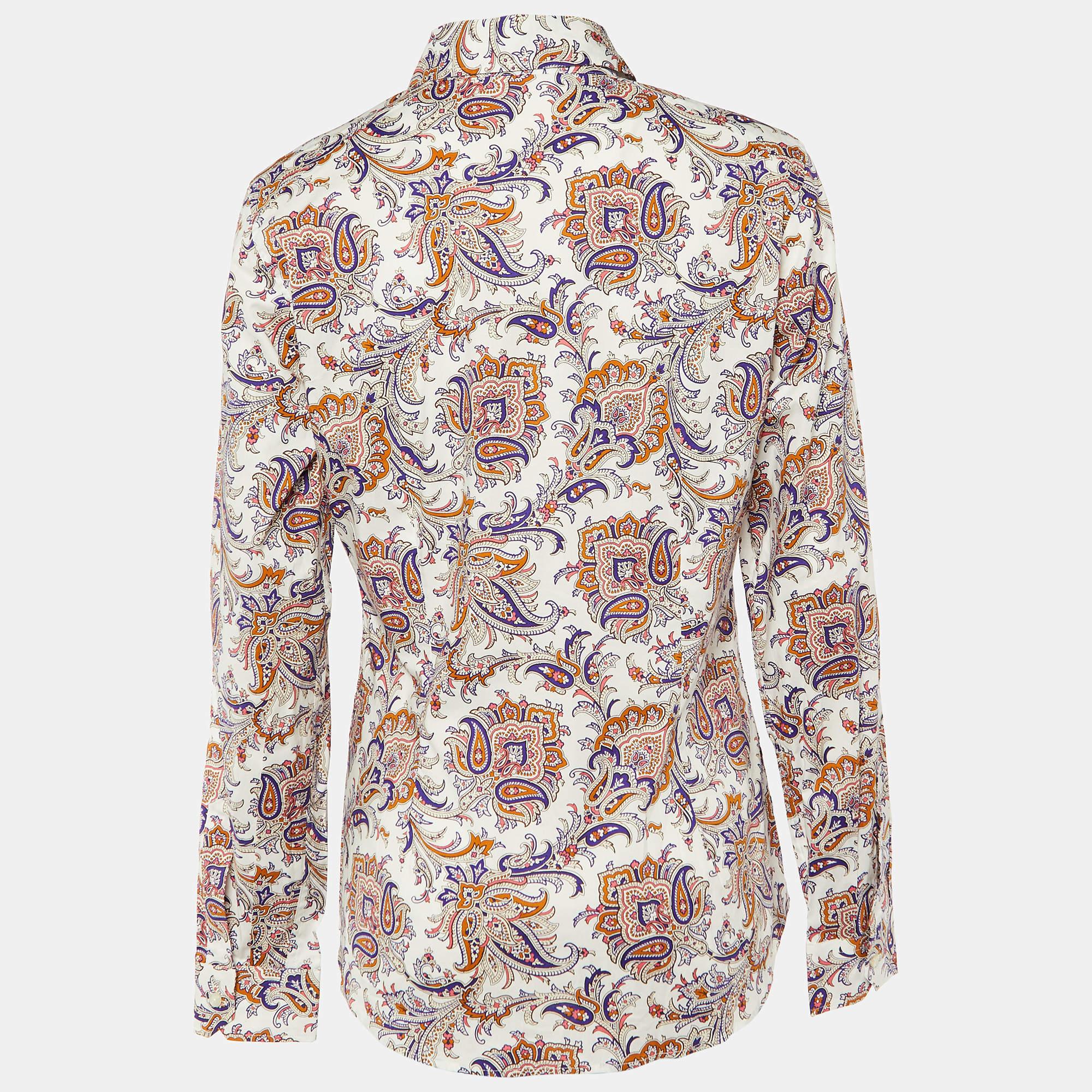 As shirts are an indispensable part of a wardrobe, Etro brings you a creation that is both versatile and stylish. It has been tailored from high-quality fabric for a classy look and fit.

Includes: Brand tag