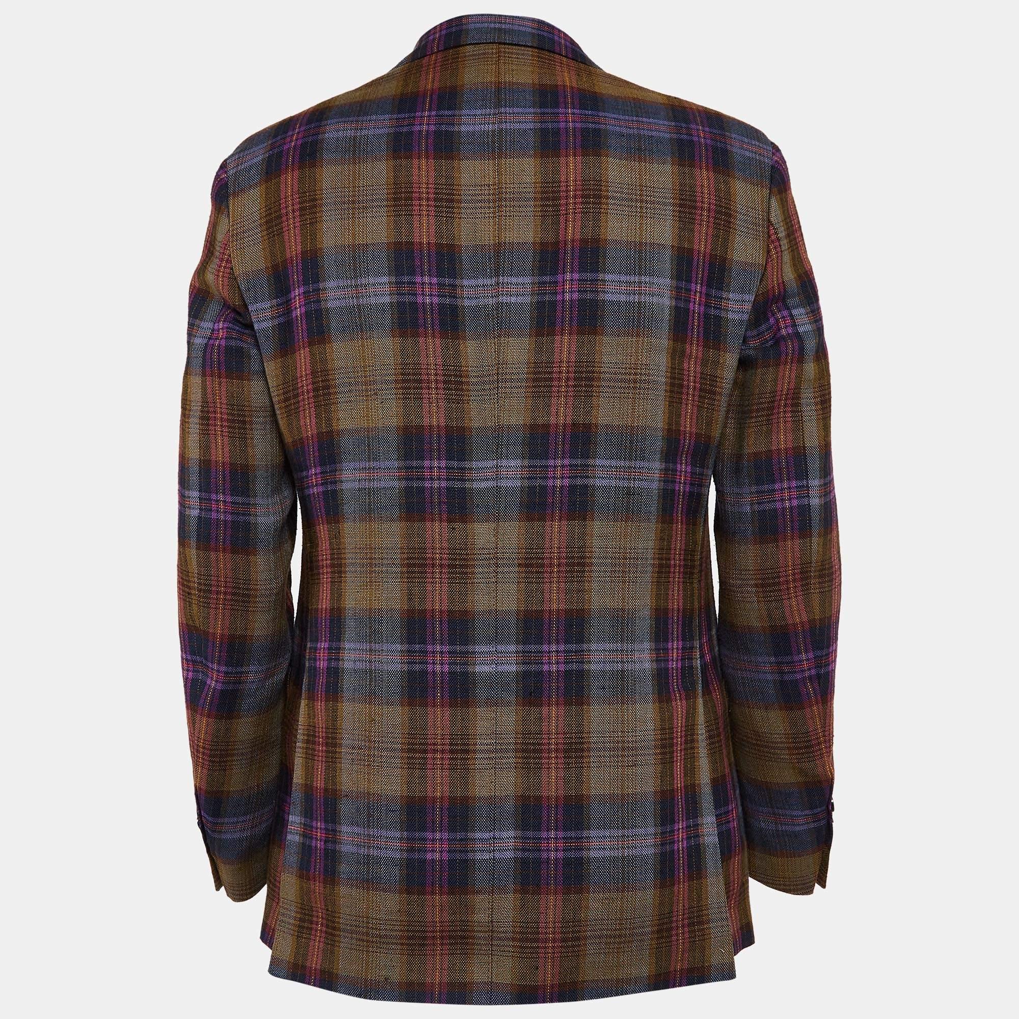 Questo blazer vi dona classe e lusso quando lo indossate. È caratterizzato da maniche lunghe e dettagli classici che conferiscono una finitura formale e raffinata.