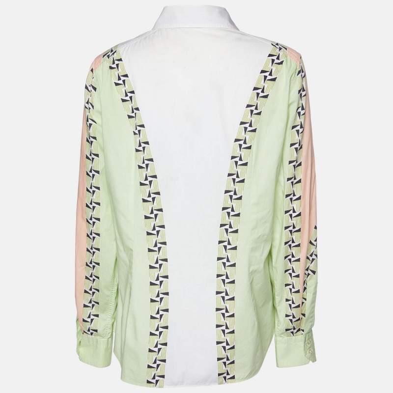Shirts are an indispensable part of a wardrobe so this brand brings you a creation that is both versatile and stylish. It has been tailored from quality material in a versatile shade. The shirt is detailed with signature elements and a comfortable