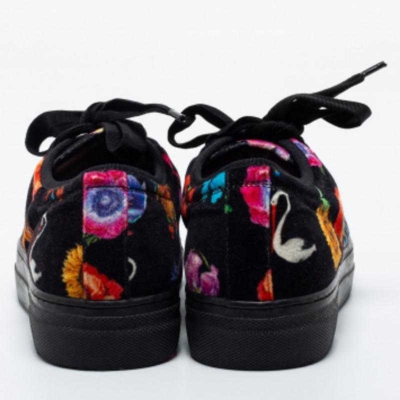 Etro Multicolor Velvet Low Top Sneakers Size 37 In Good Condition In Dubai, Al Qouz 2