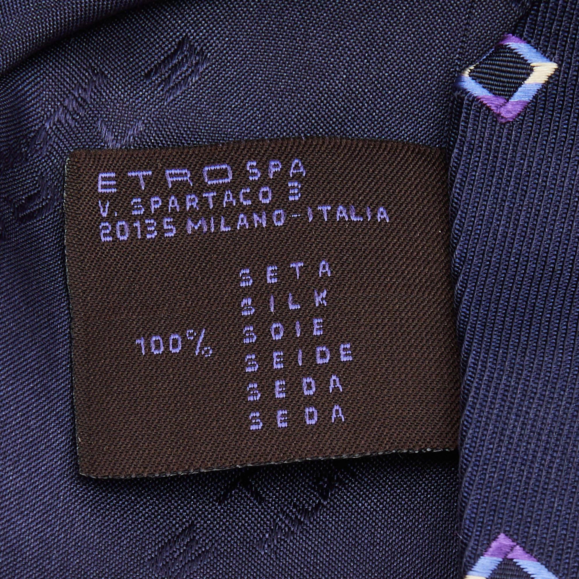 Etro: cravatta in seta jacquard a motivi quadrati blu navy In condizioni buone in vendita a Dubai, Al Qouz 2