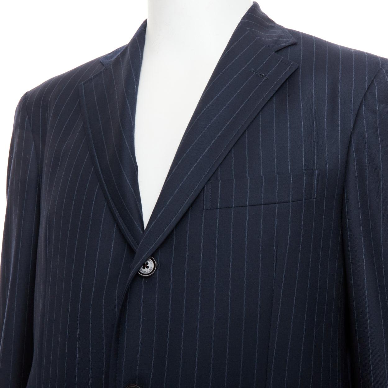 ETRO navy pinstripe 100% wool single breasted cropped blazer jacket IT50 L
Référence : TGAS/F00043
Marque : Etro
MATERIAL : Laine
Couleur : Marine
Motif : à rayures
Fermeture : bouton
Doublure : Tissu marine
Fabriqué en : Italie

CONDITION