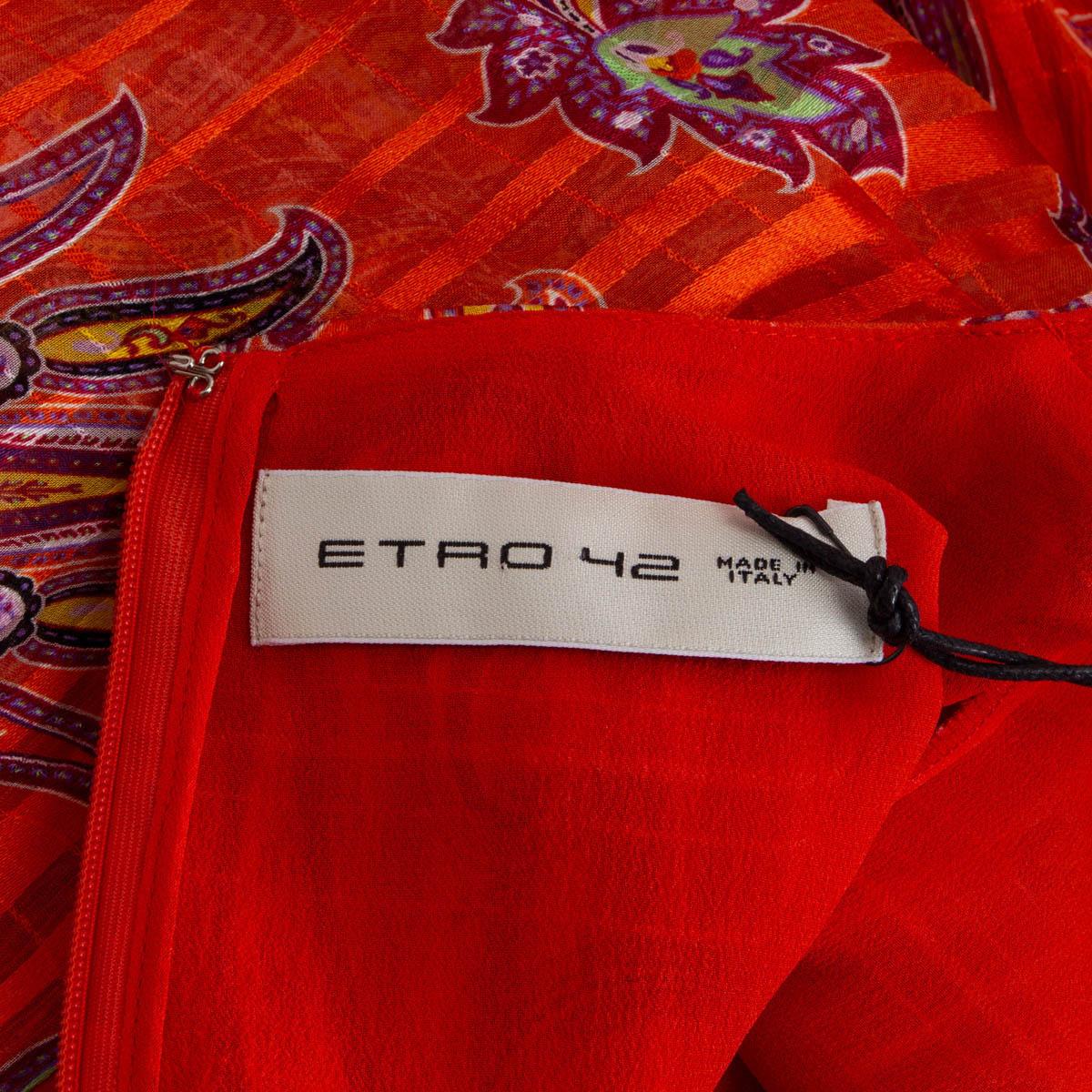 ETRO orange silk PAISLEY BELL SLEEVE MINI Dress 42 M In Excellent Condition For Sale In Zürich, CH