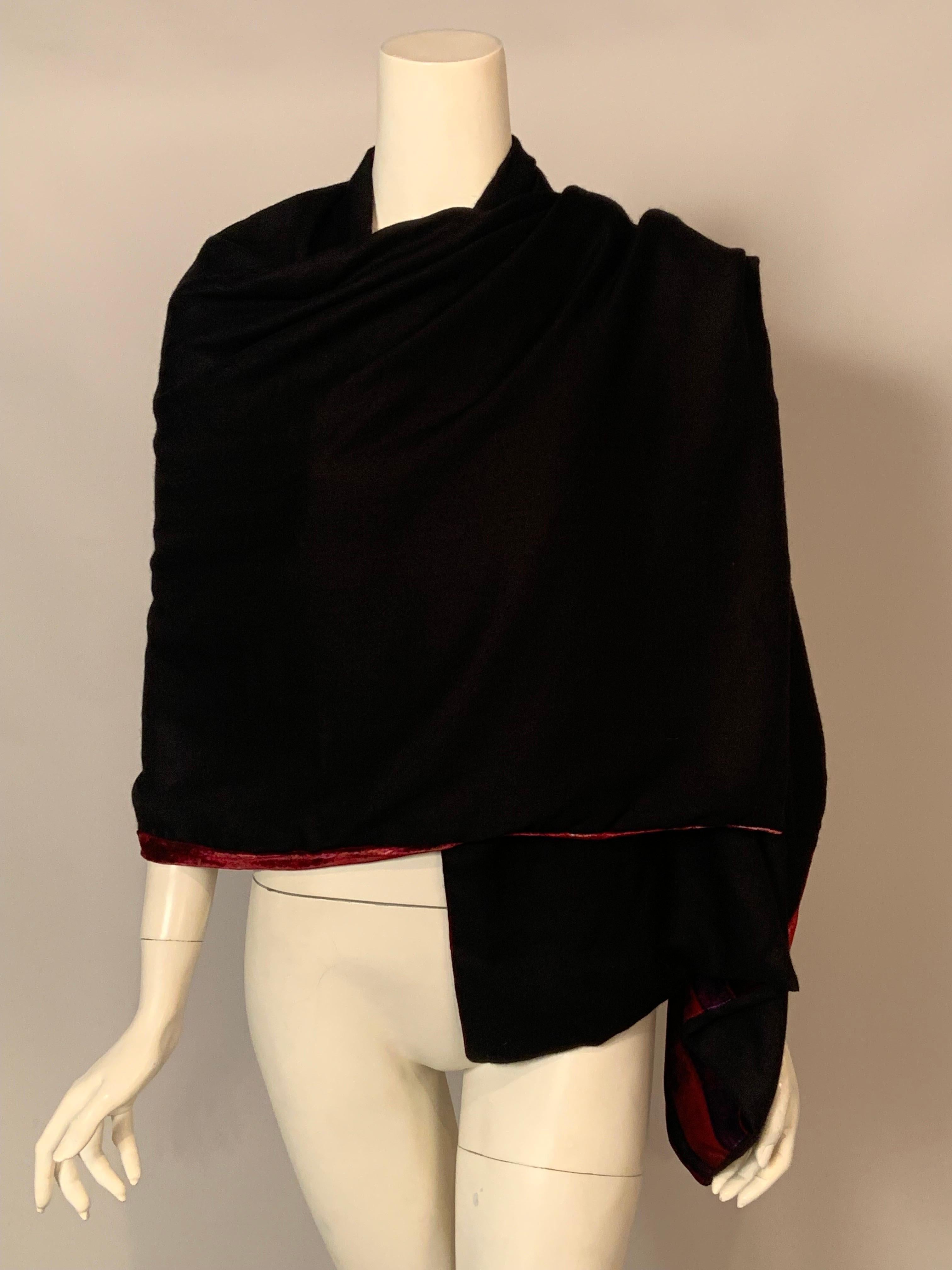 Etro Paisley Pattern Silk Velvet Shawl Reversing to a Black Cashmere Shawl For Sale 9