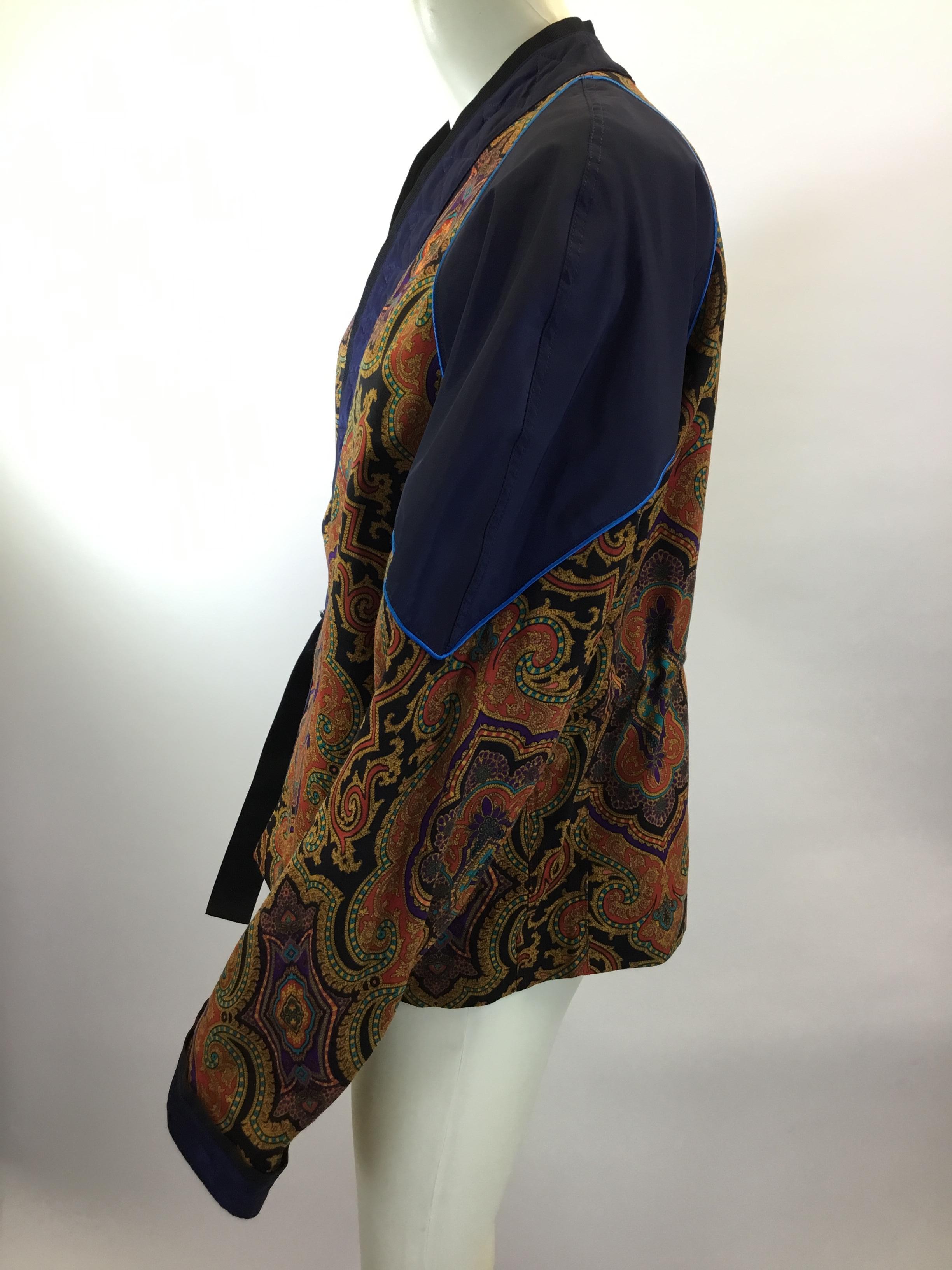 Etro Paisley Print Jacket with Quilted Trim NWT
$799
Made in Italy
100% Wool
Size 40
Length 23.5